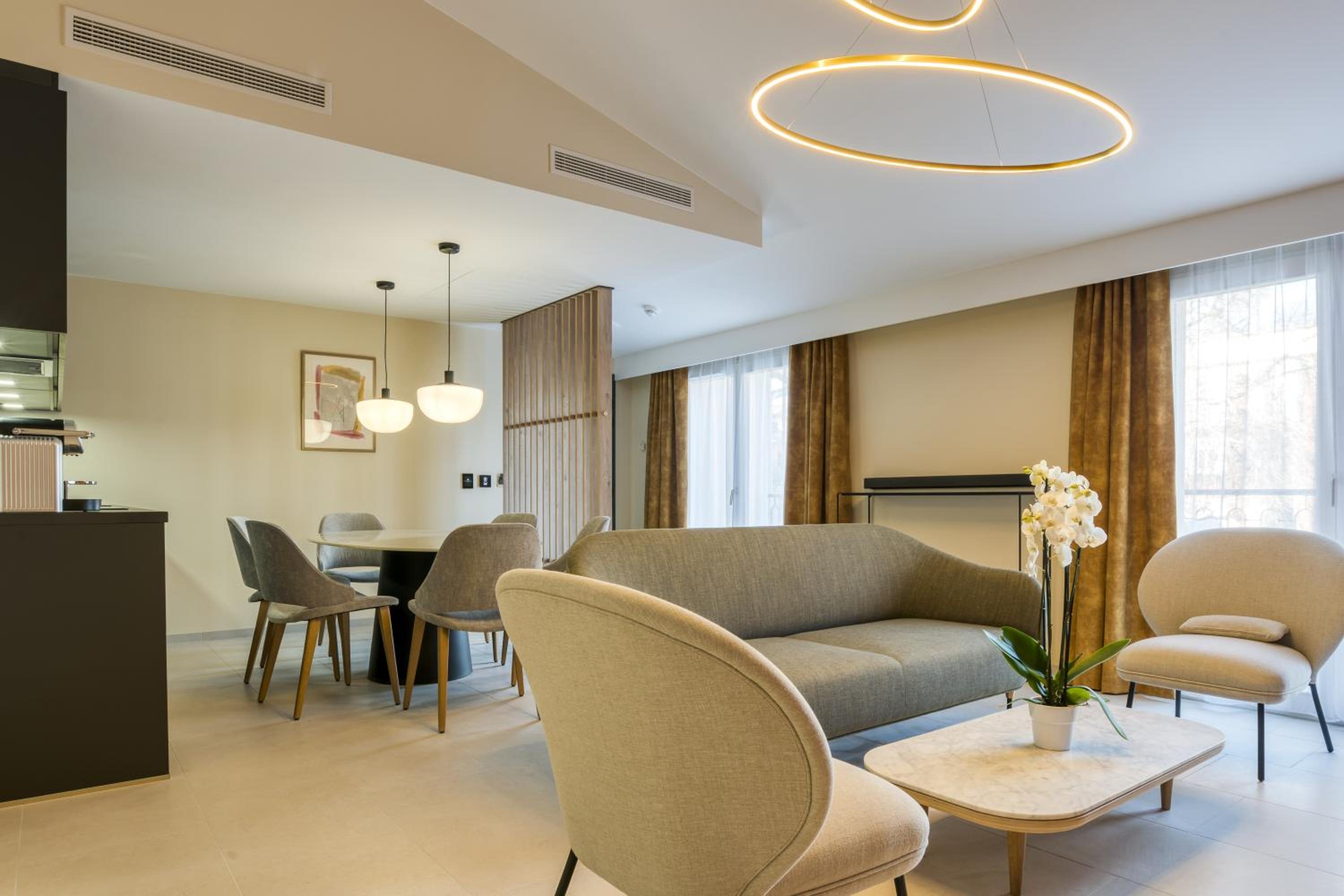 Suite 1923 - Photo 1