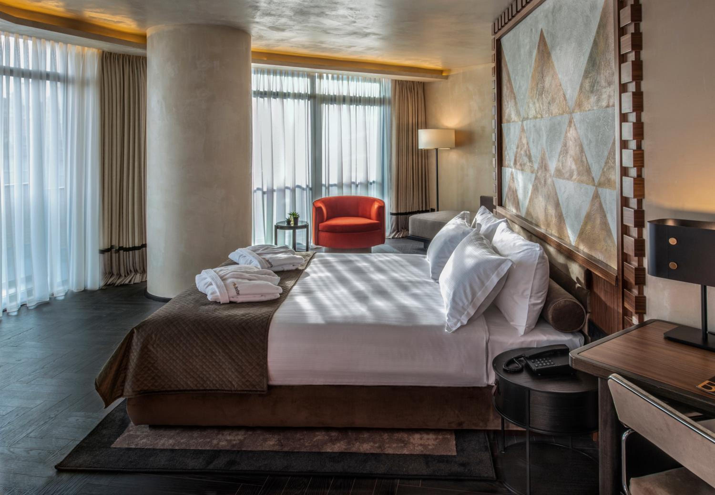 Junior Suite with Balcony photo 1