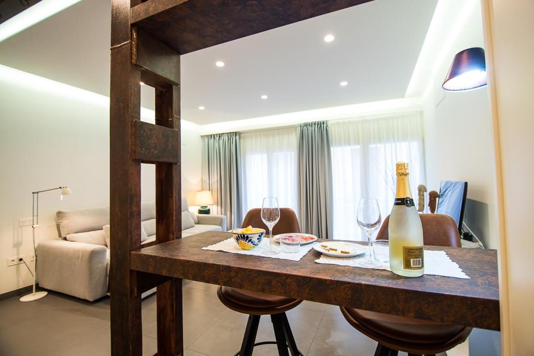 One-Bedroom Apartment - Photo 6