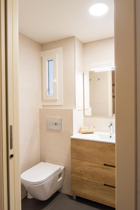 One-Bedroom Apartment - Photo 22