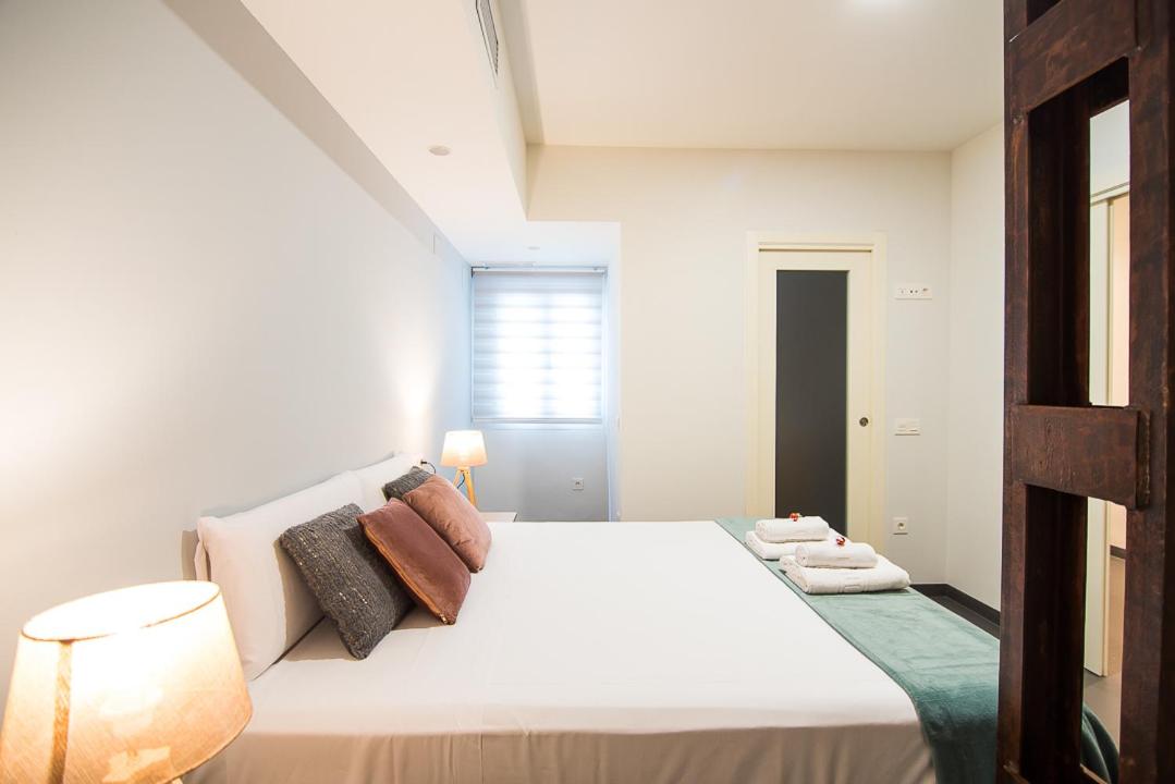 One-Bedroom Apartment - Photo 17
