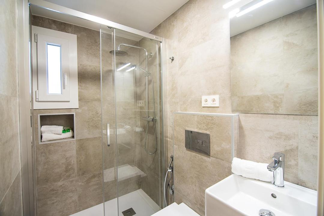 One-Bedroom Apartment - Photo 13