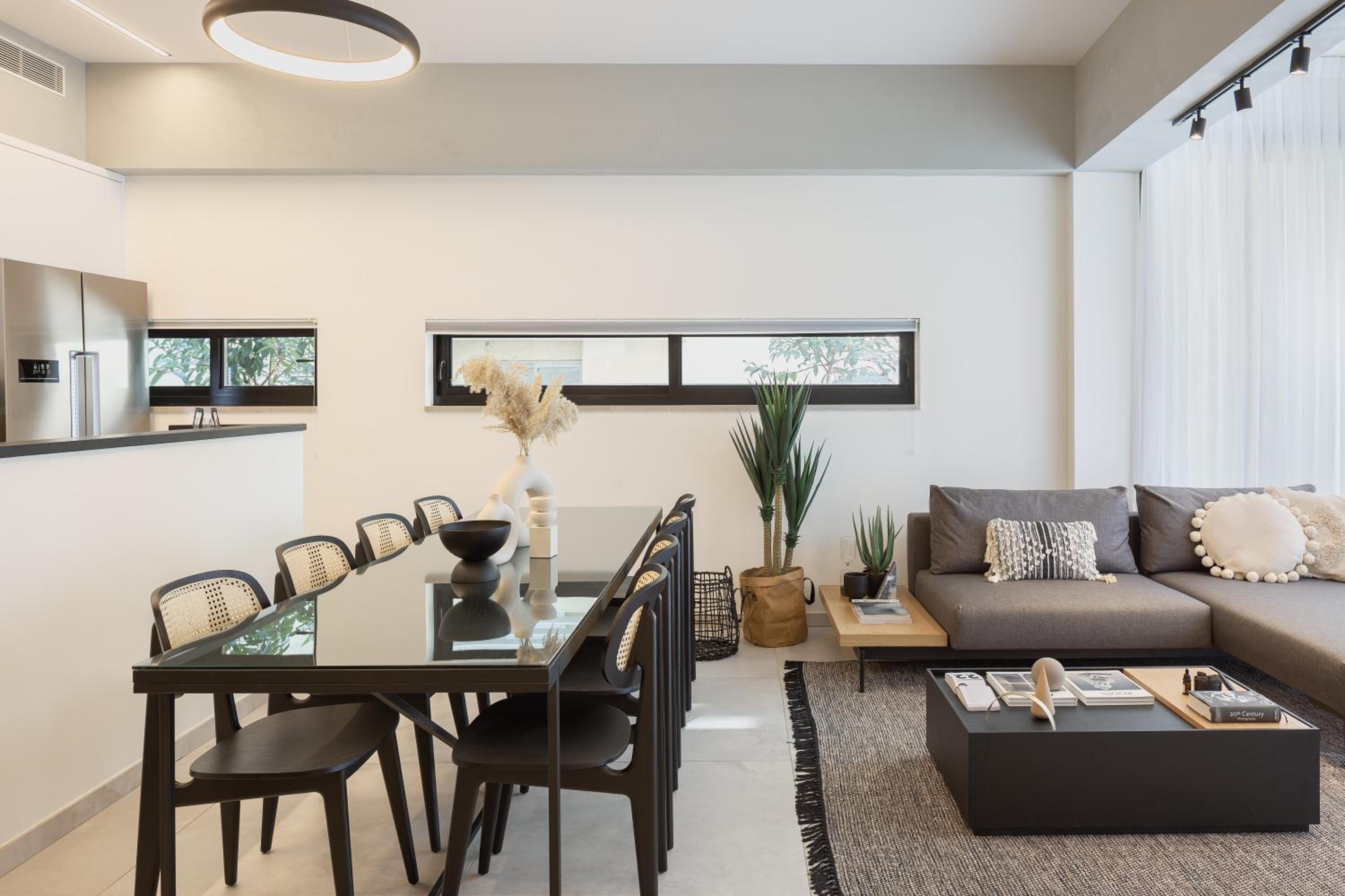 Three-Bedroom Apartment with Garden