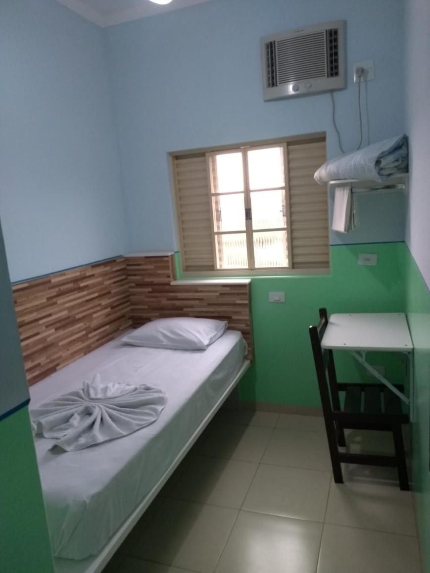 Single Room with Bathroom photo 1