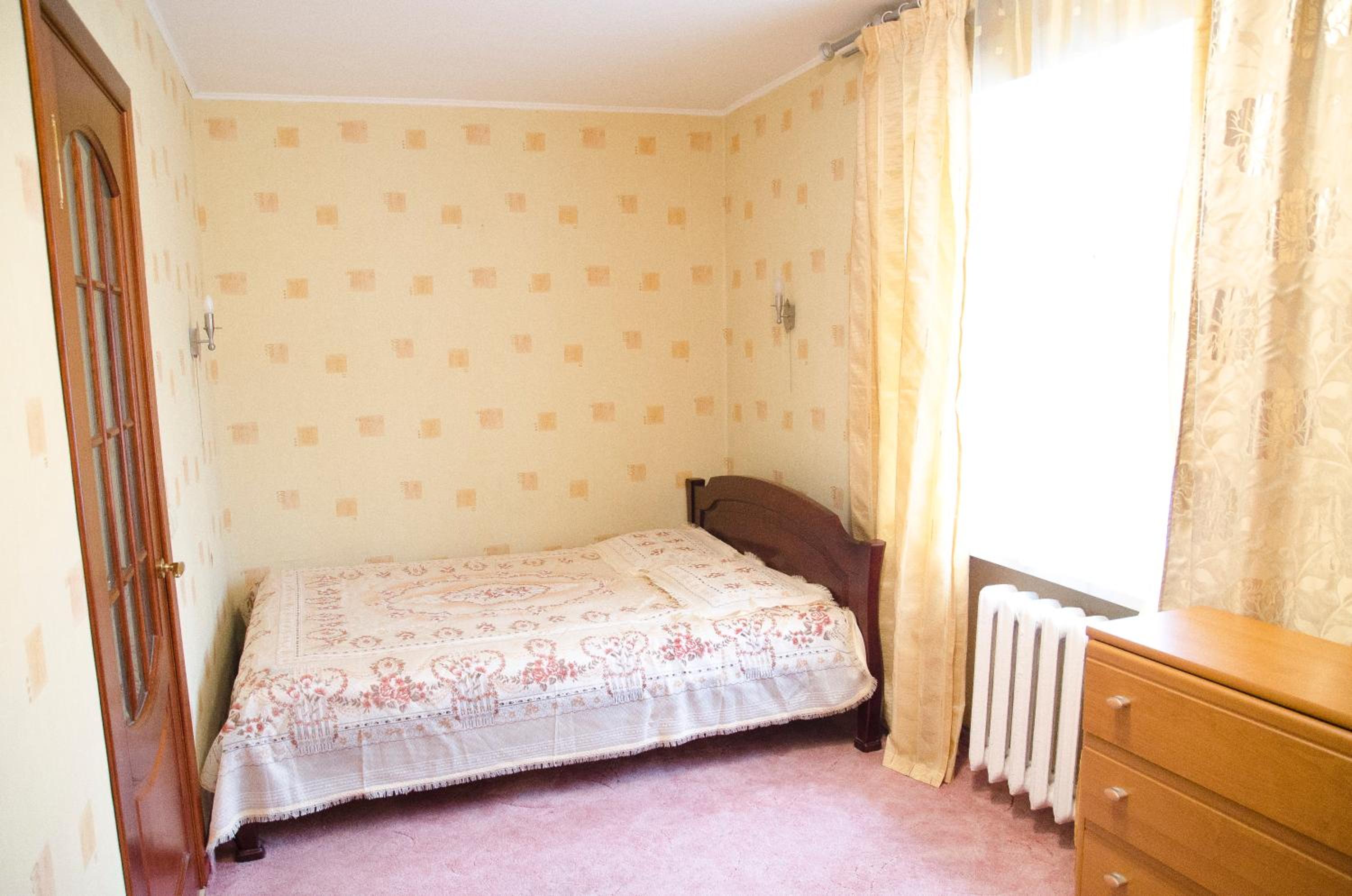 One-Bedroom Apartment photo 3