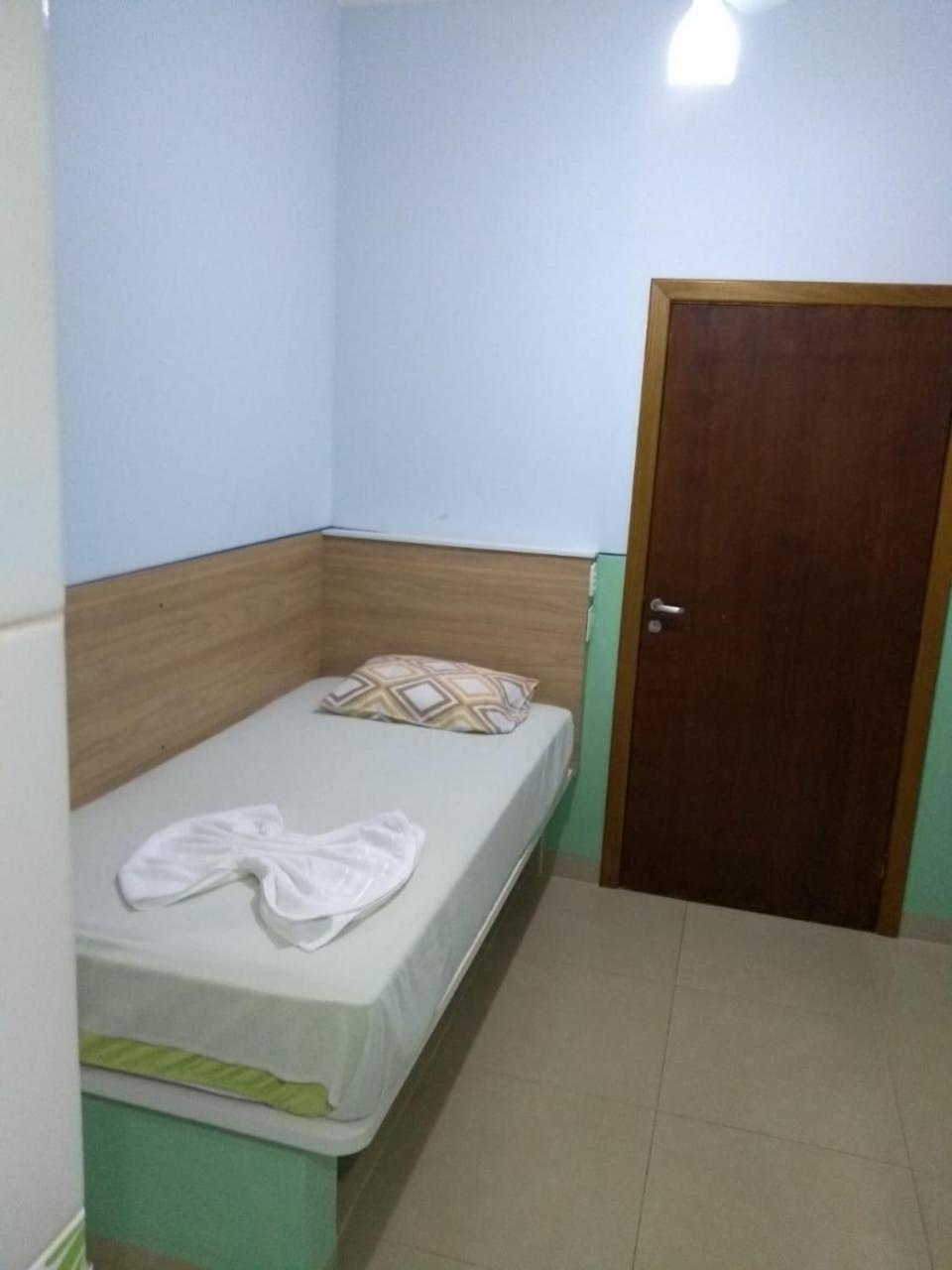 Single Room with Private Bathroom photo 2