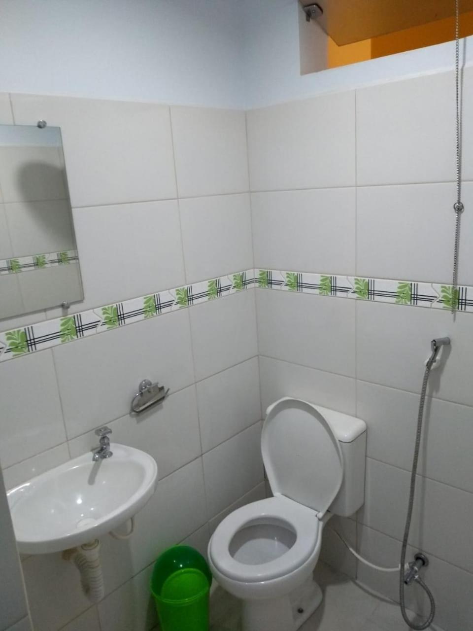 Single Room with Private Bathroom photo 3
