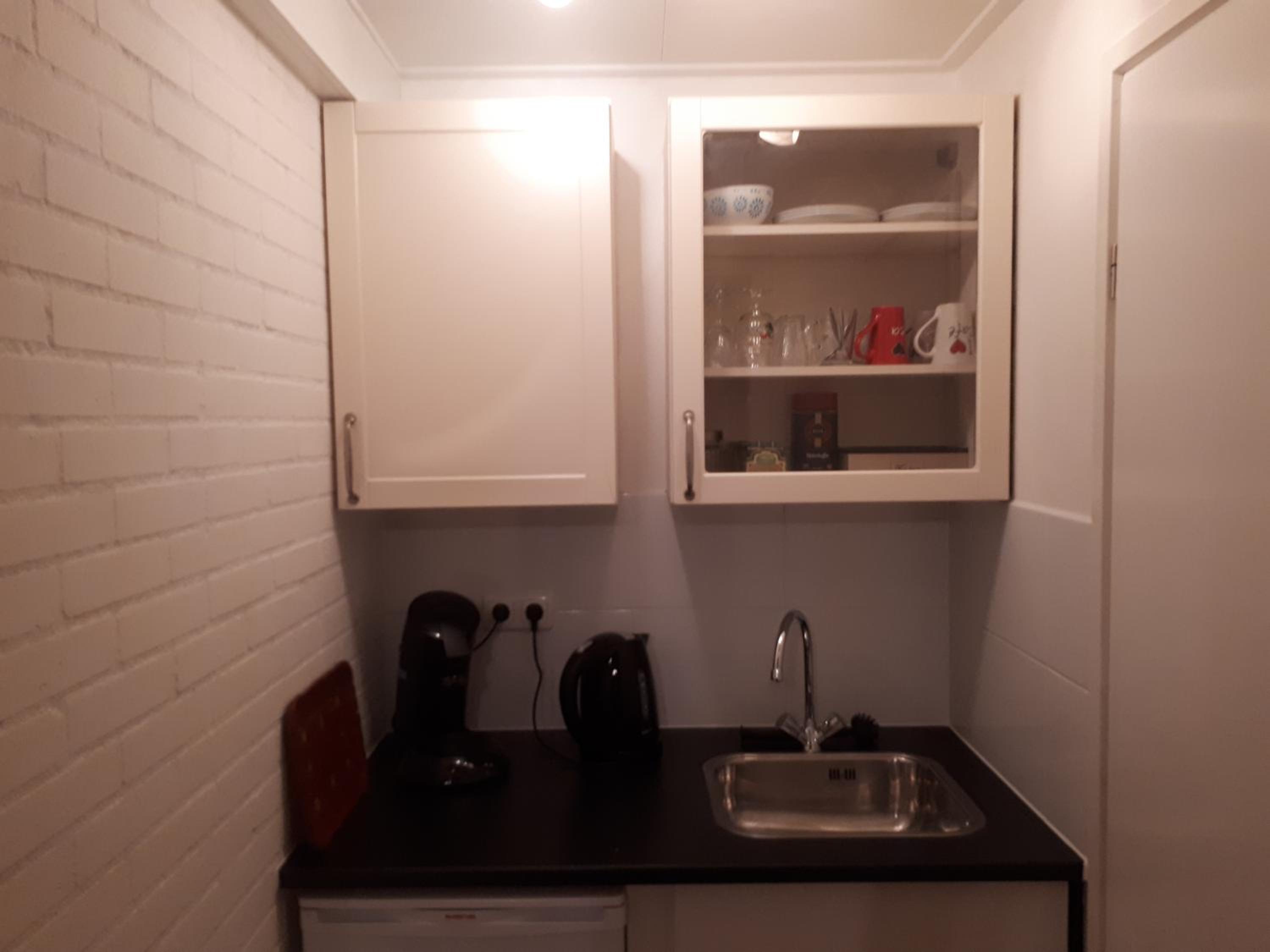 Double Room with Private Bathroom - Photo 5