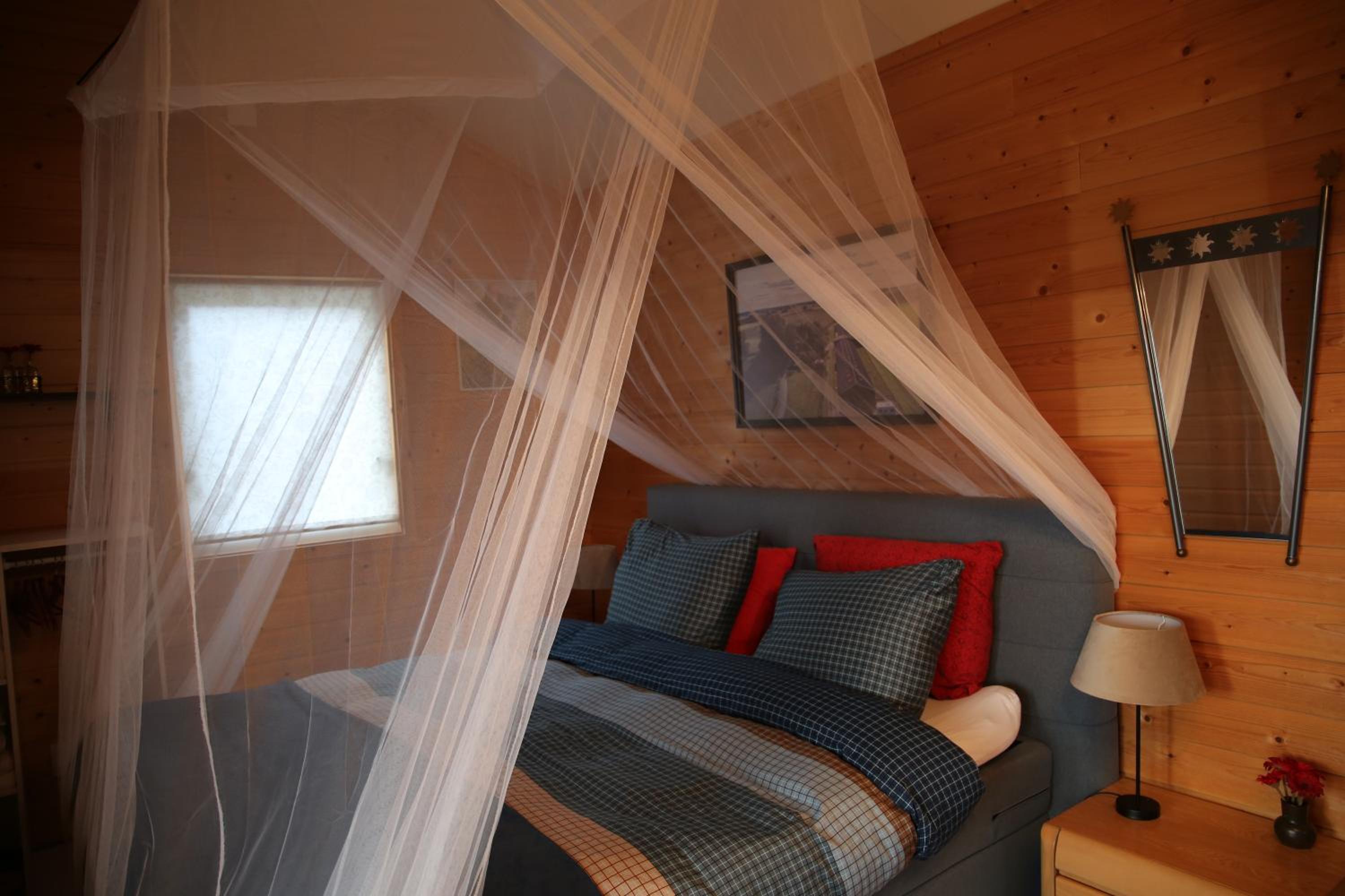 Double Room with Private Bathroom - Photo 1