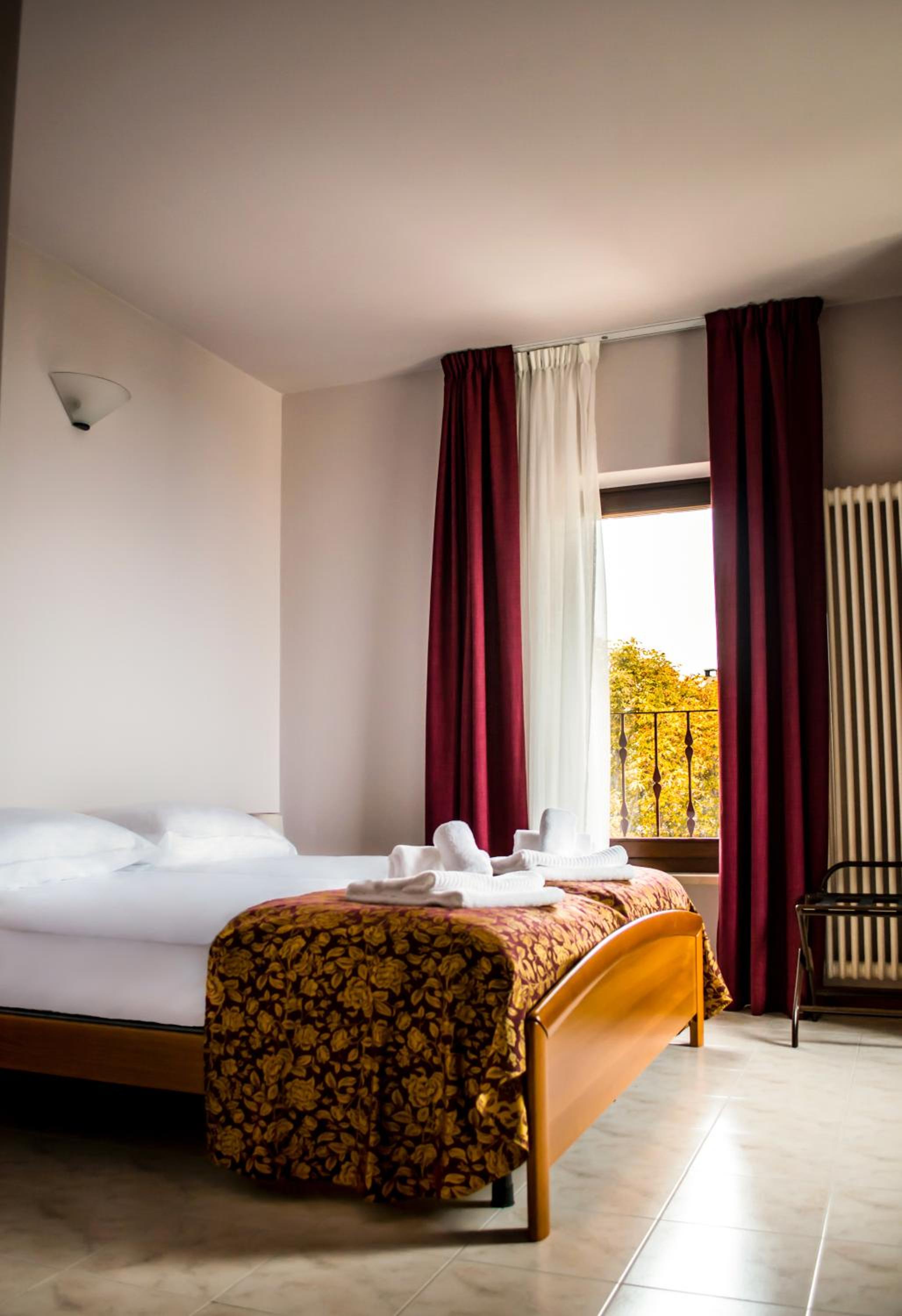 Triple Room With Bathroom photo 1