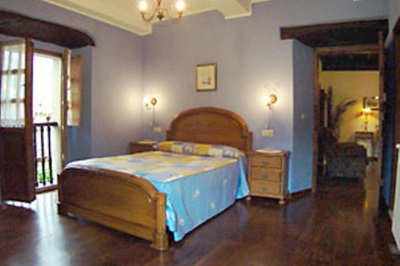 Habitación Doble Estándar o con Dos Camas Individuales.