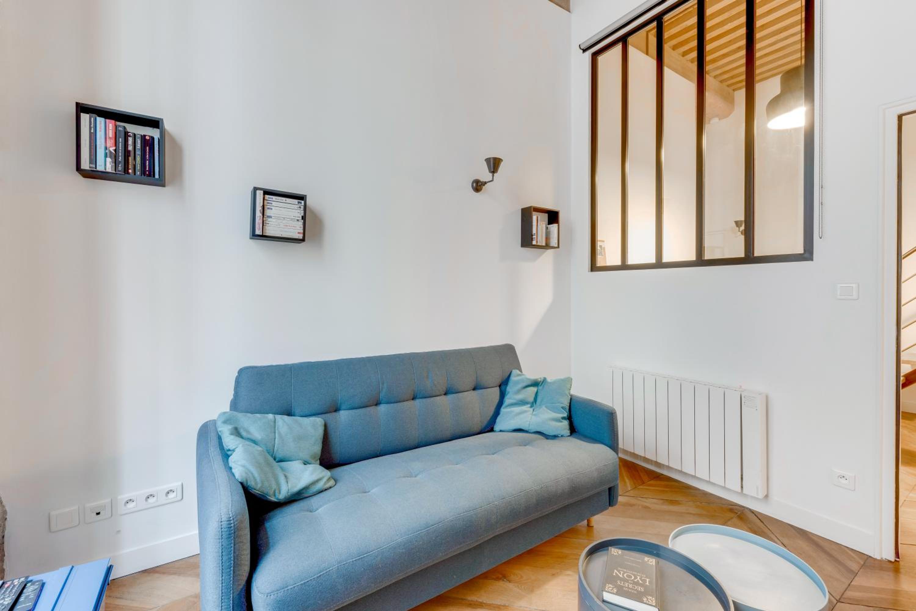 Apartment photo 2
