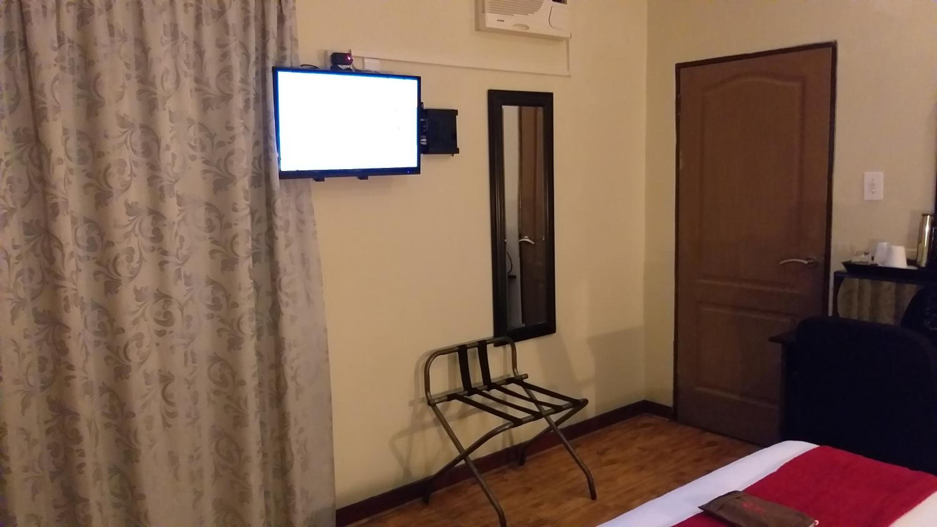 Deluxe Double Room with Shower photo 3