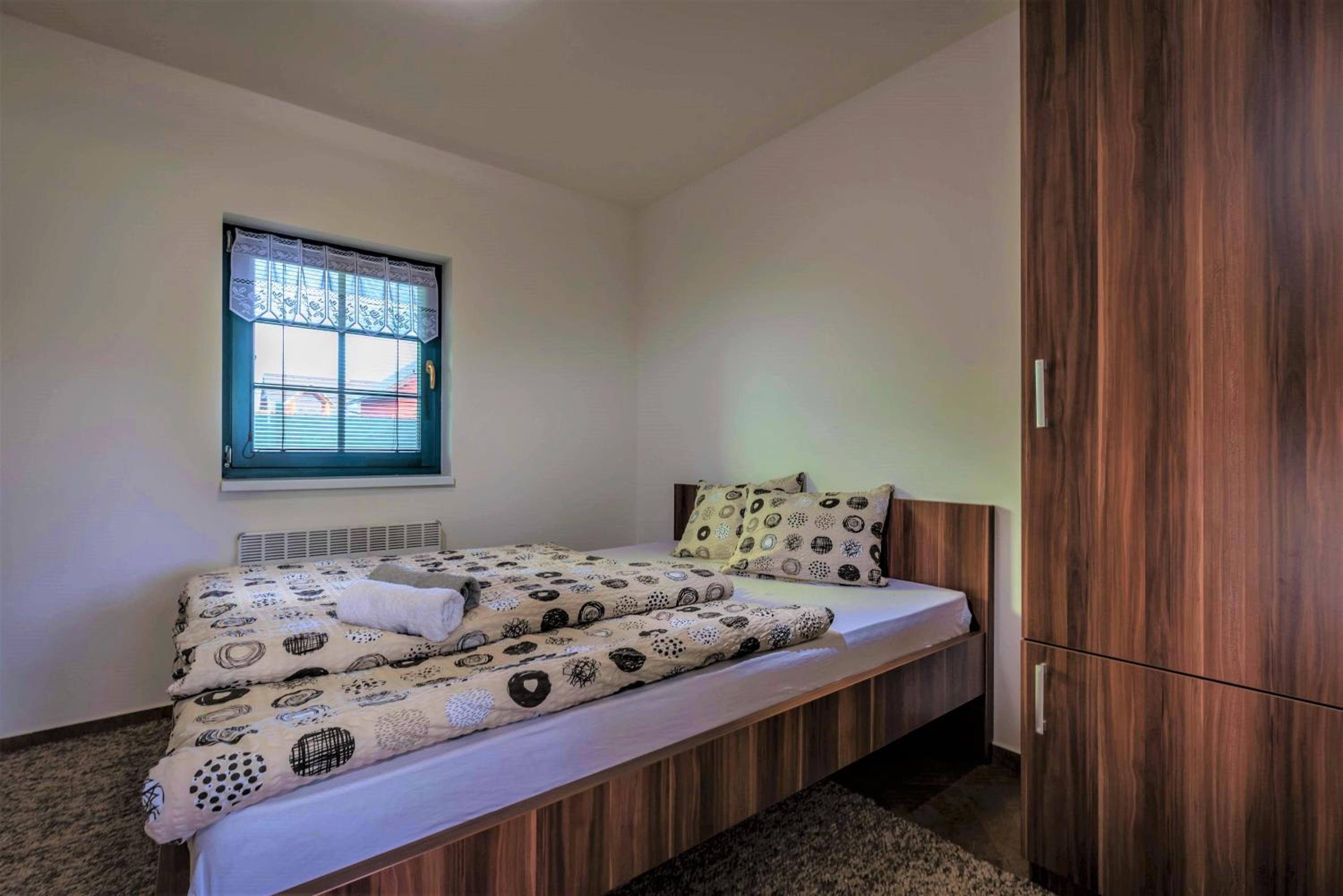 Two-Bedroom Apartment - Photo 5