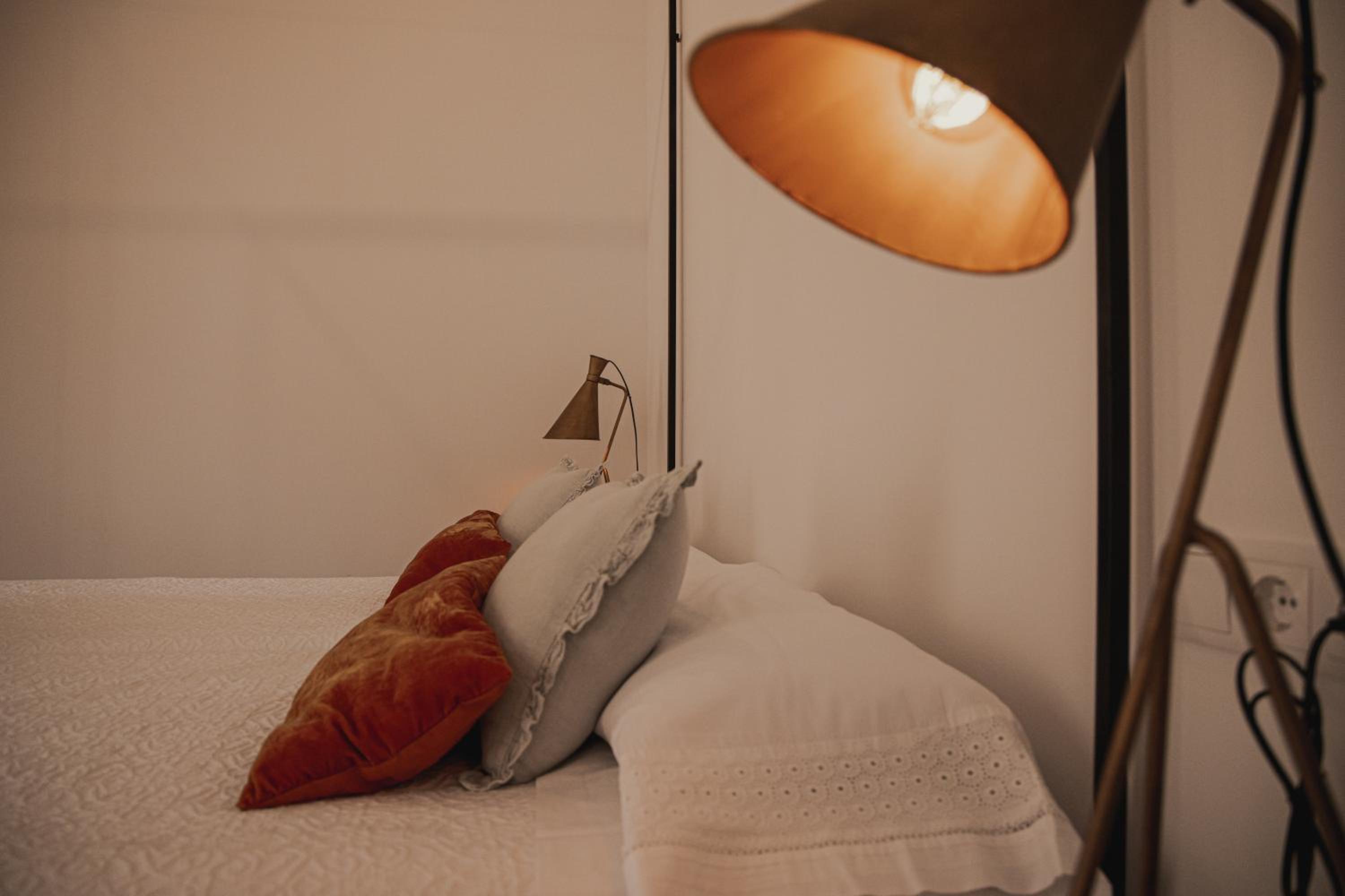 Deluxe Twin Room - Photo 3