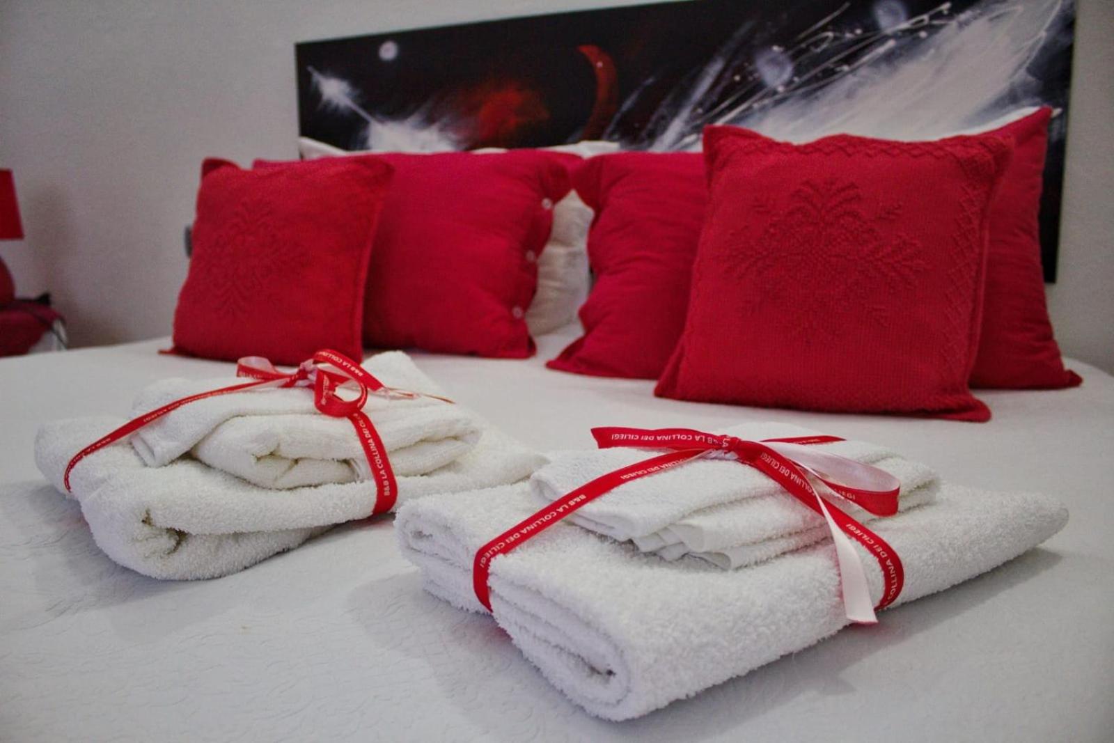 Standard Double Room with Shared Bathroom photo 1
