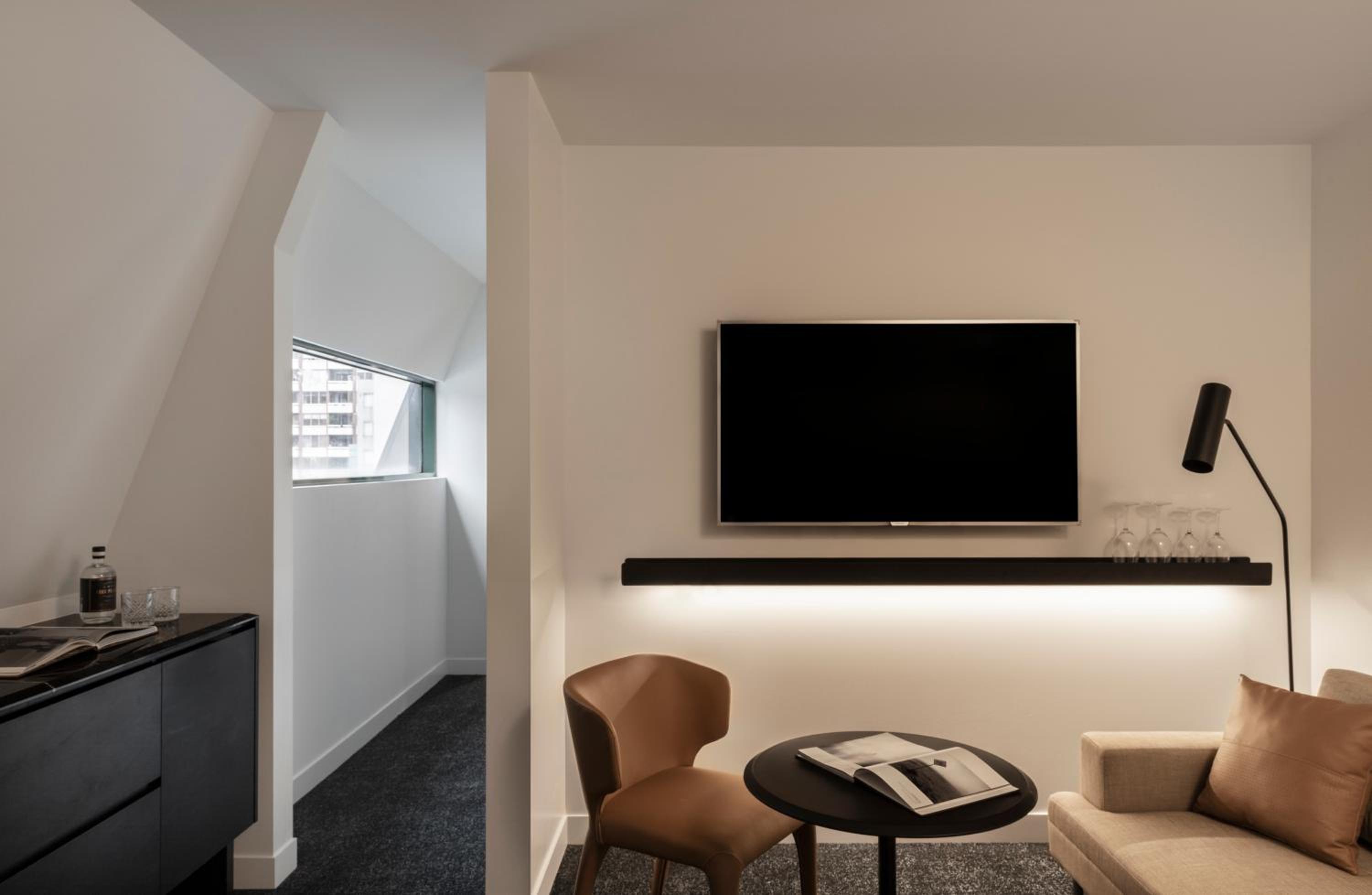 Two Bedroom Penthouse Suite – complimentary drinks during hosted hour and WiFi