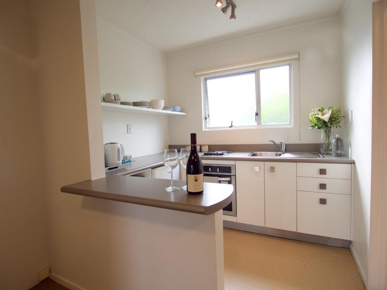 Two-Bedroom Suite - Photo 4