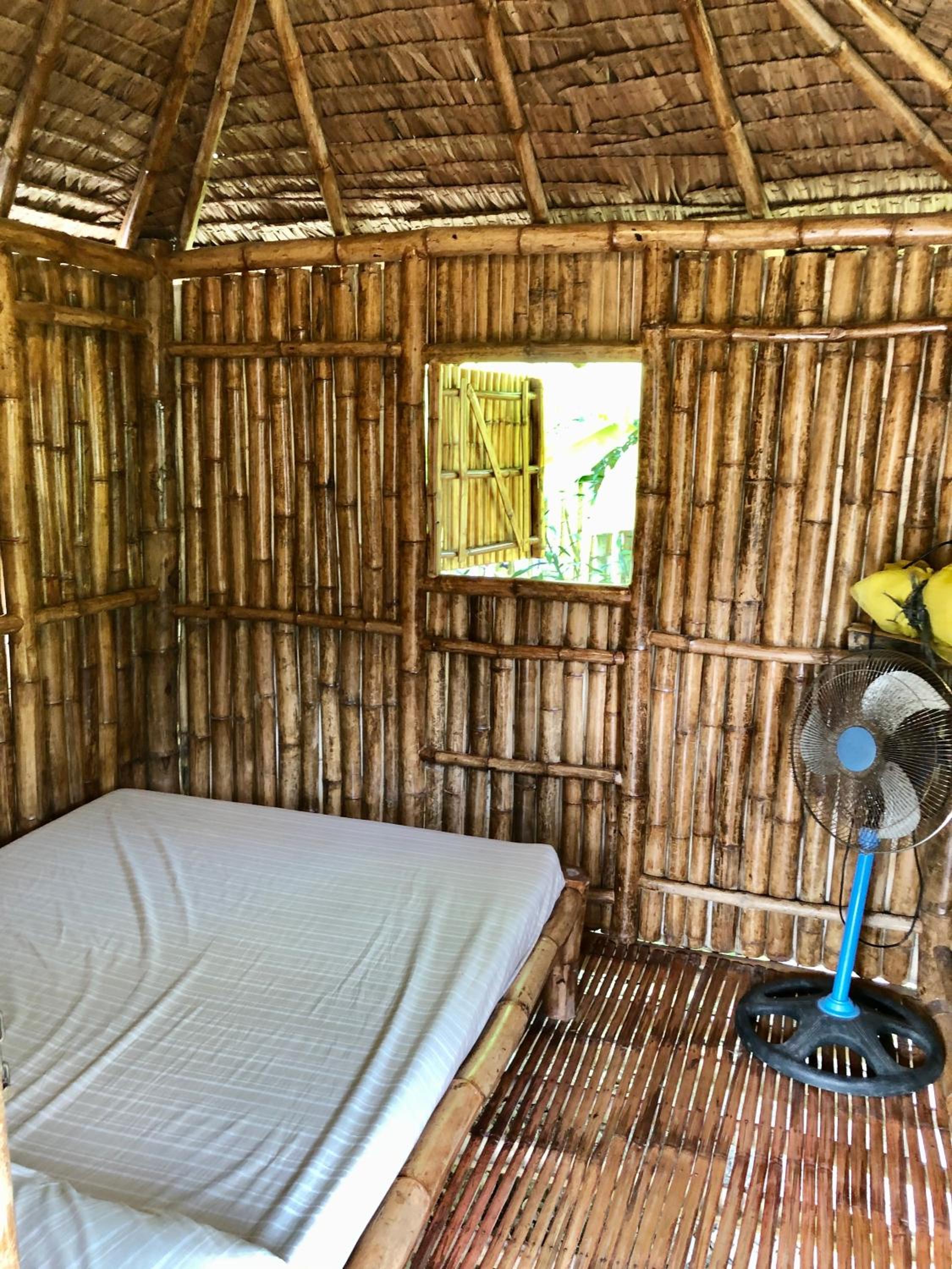 Double Room with Balcony - Photo 2
