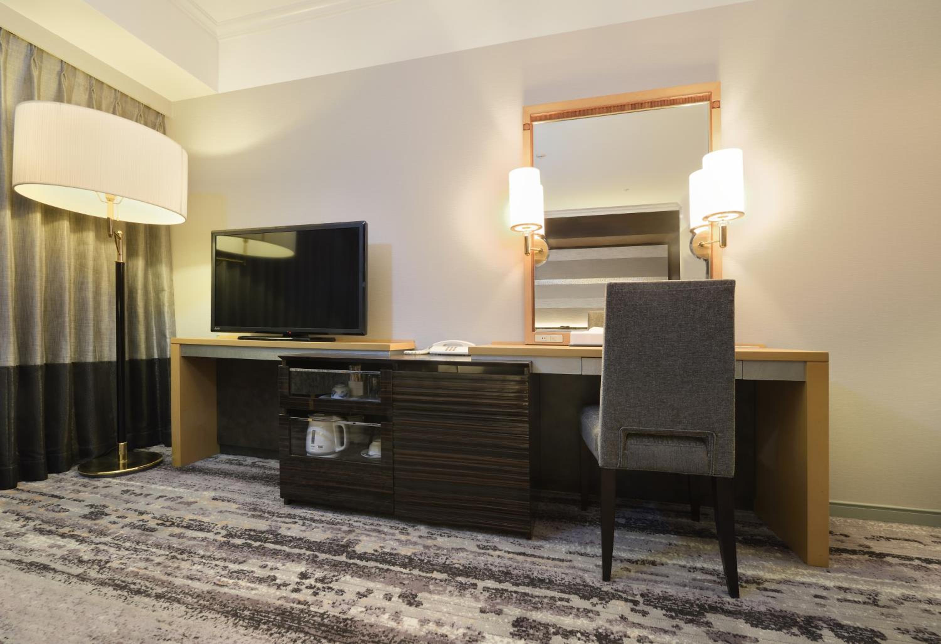 Granvia Floor - Double Room with Loung Access - Non-Smoking - Photo 4