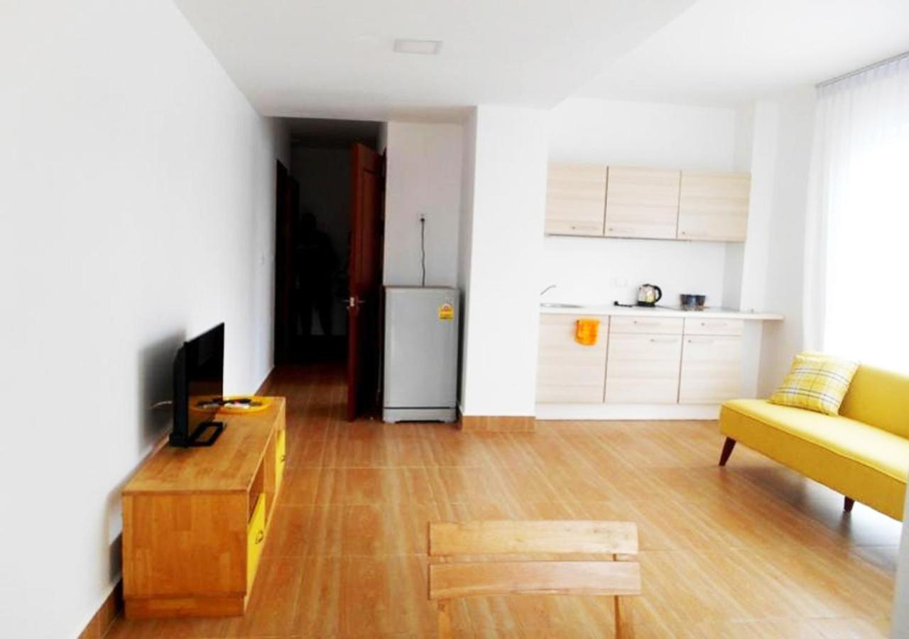 Twin Room with Balcony photo 2