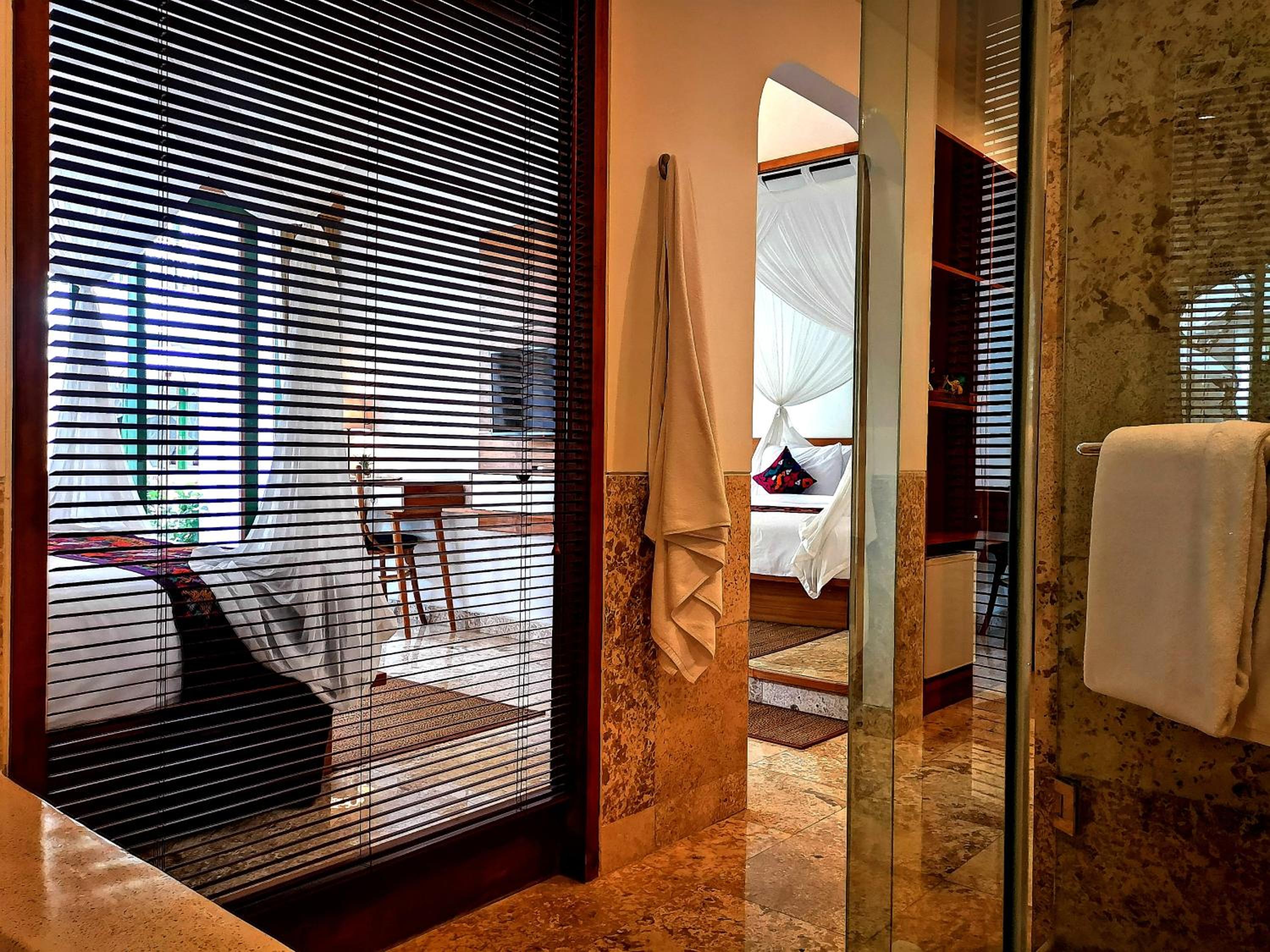 Sabana Deluxe with Pool View - Photo 12