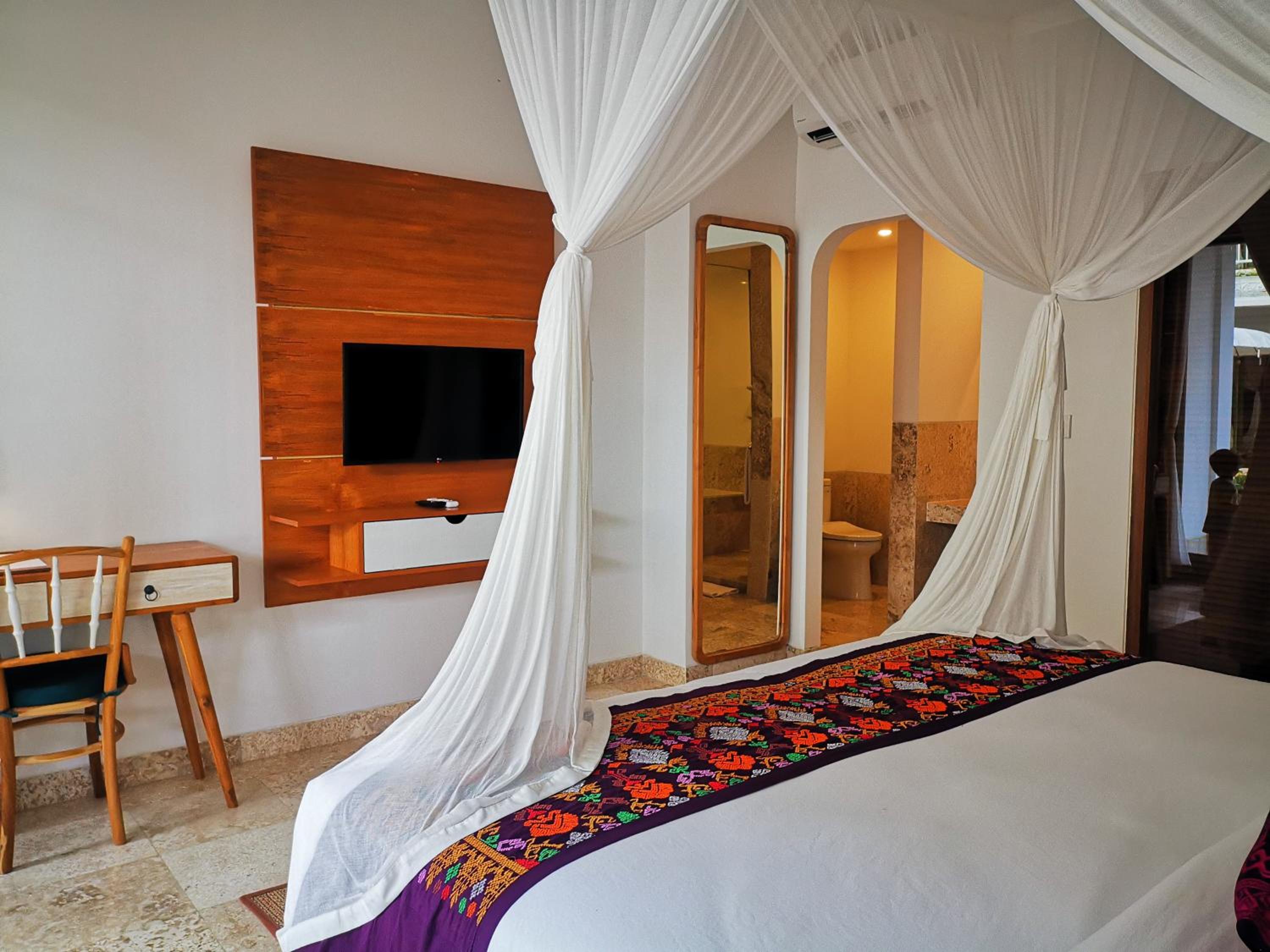 Sabana Deluxe with Pool View - Photo 13