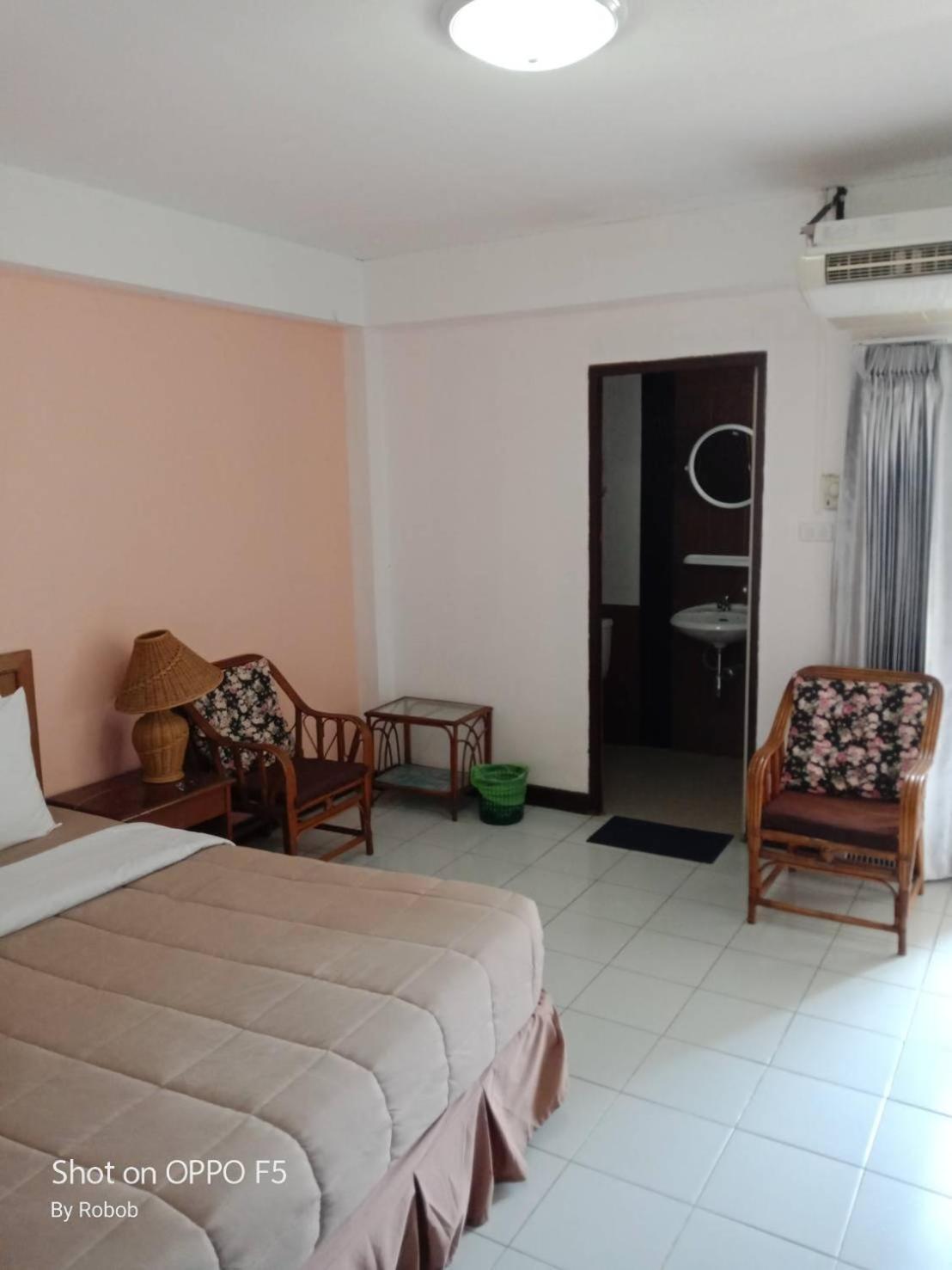 Standard Double Room with Air Condition - Photo 5