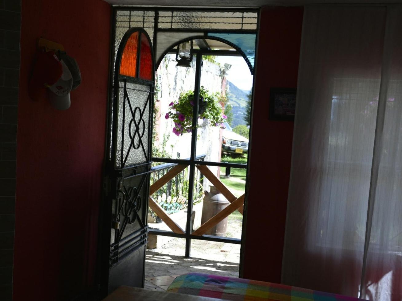 Family Room with Garden View photo 2