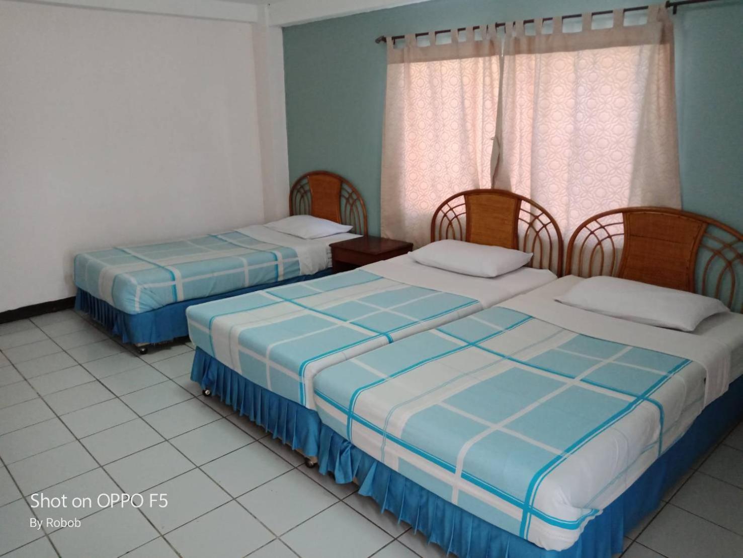 Standard Double Room with Fan - Photo 10