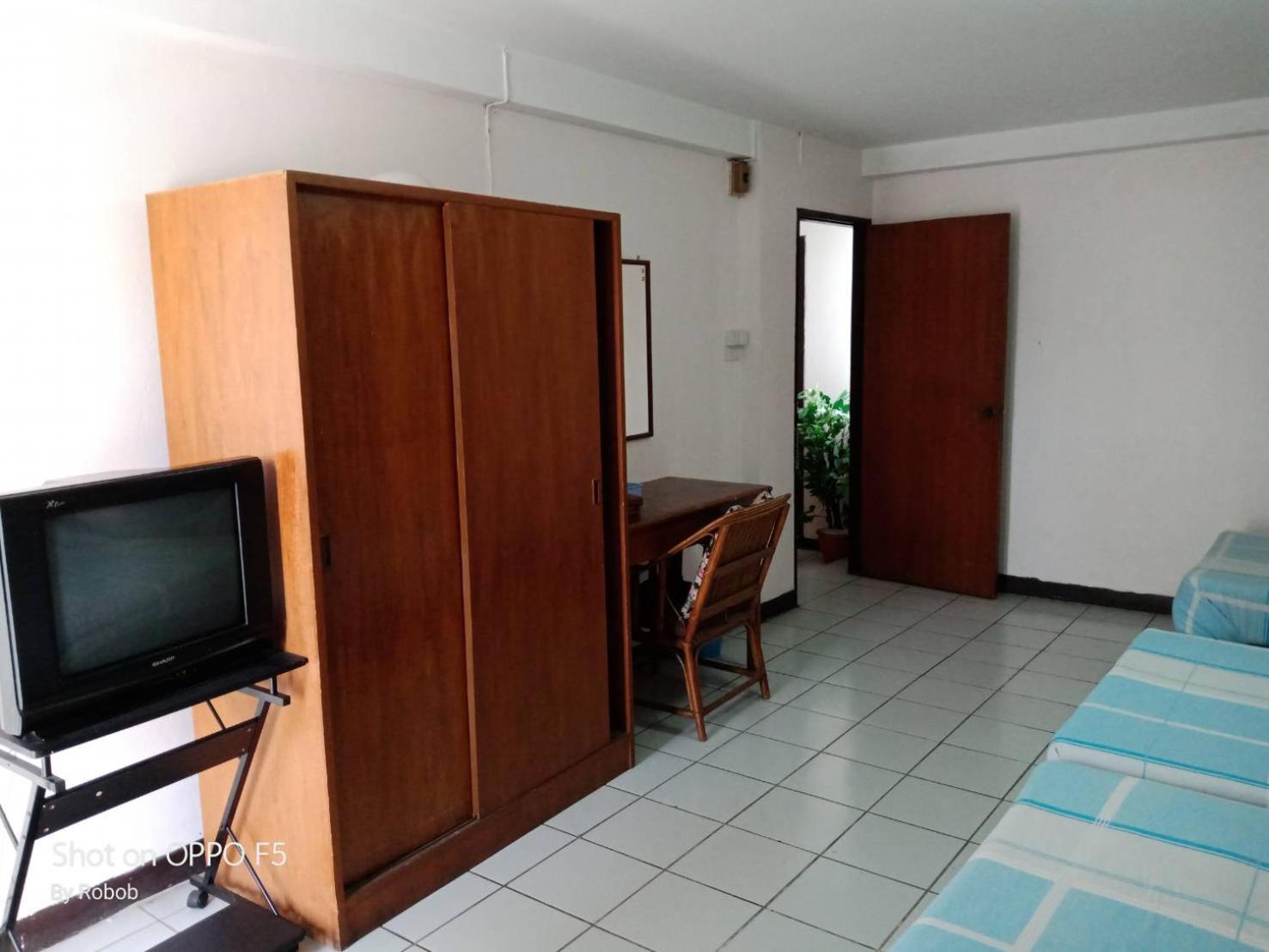 Standard Double Room with Fan - Photo 8