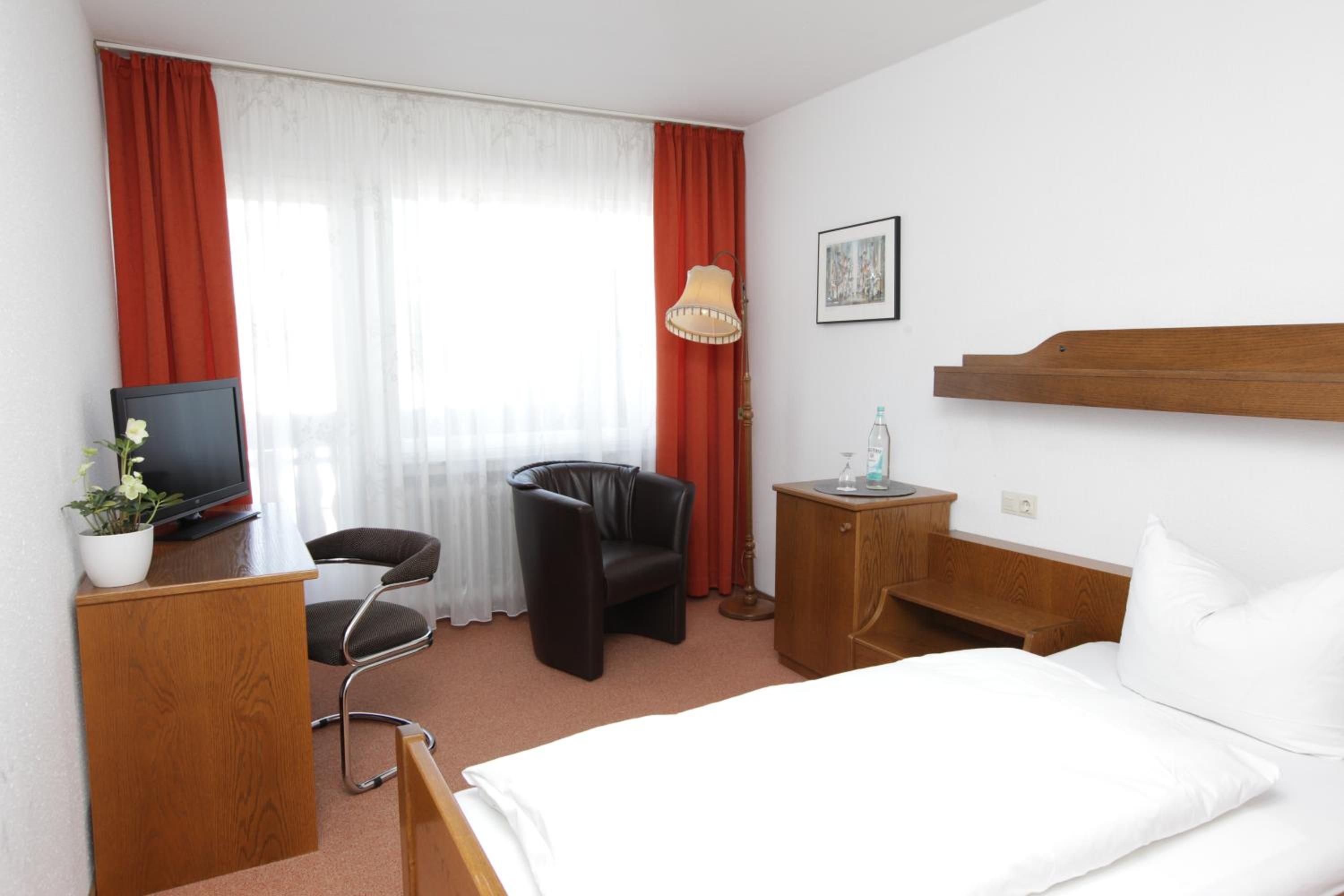 Single Room photo 3