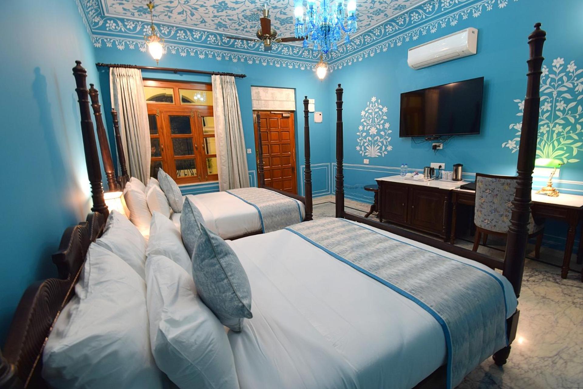 Deluxe Suite: Complimentary use of swimming pool, kids stay complimentary, secure gated parking, free games, activities at the farm resort, and a dedicated travel desk to assist with local sightseeing tours & memorable travel experience - Photo 1