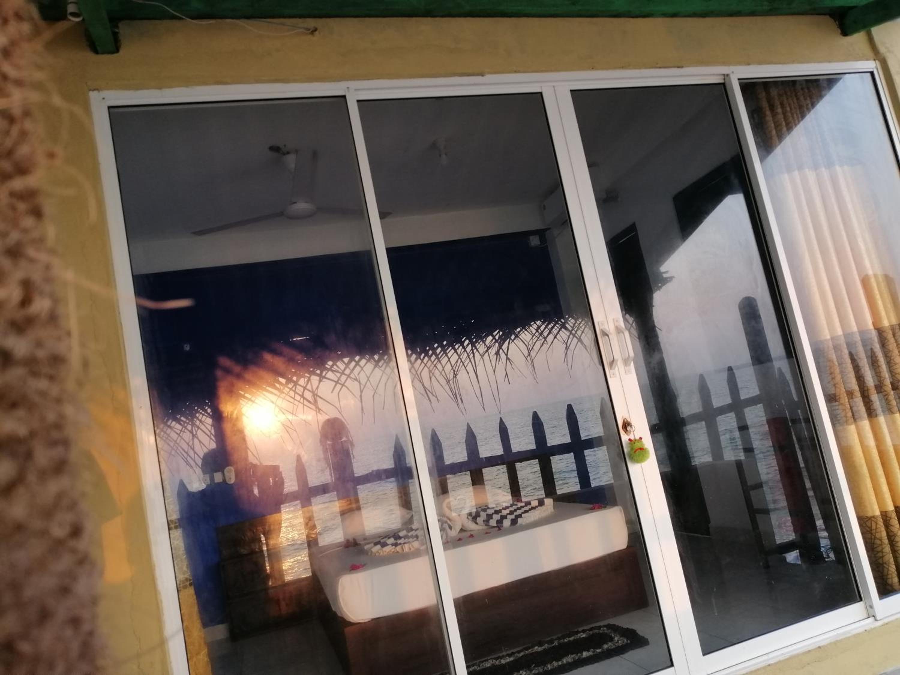 Deluxe Double Room with Sea View photo 2