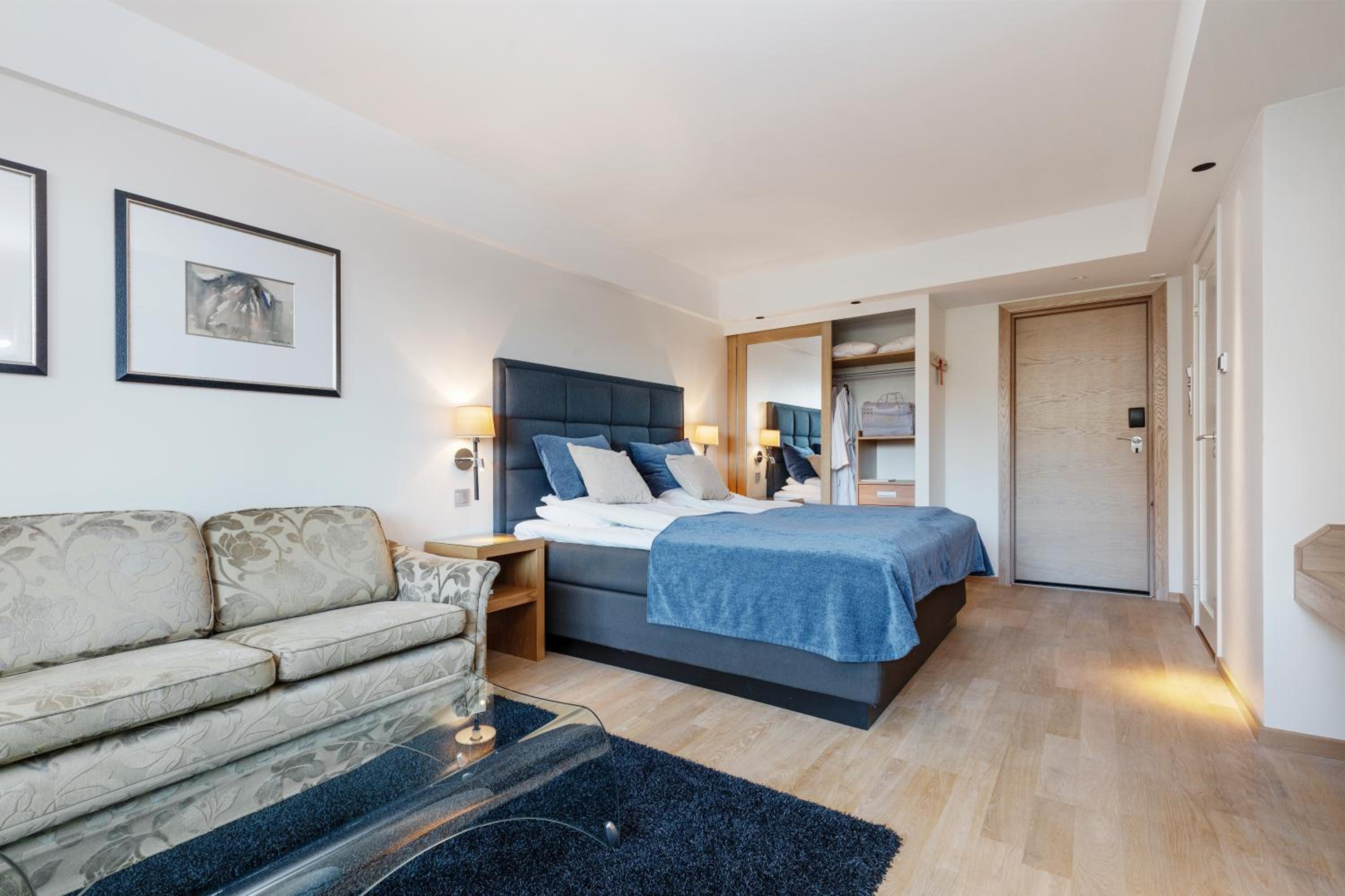 Deluxe Double Room - Photo 2