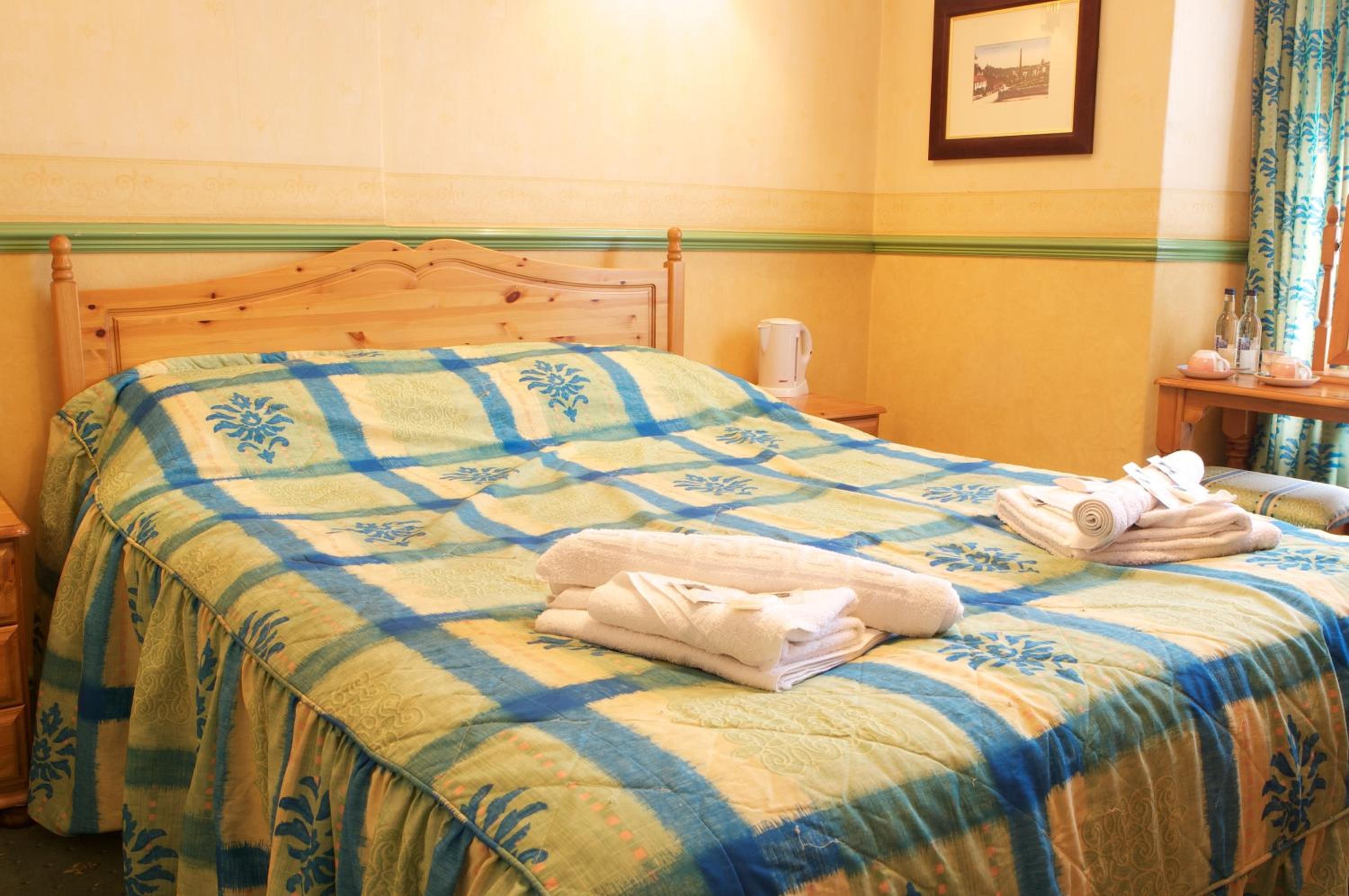 Double Room - Photo 6