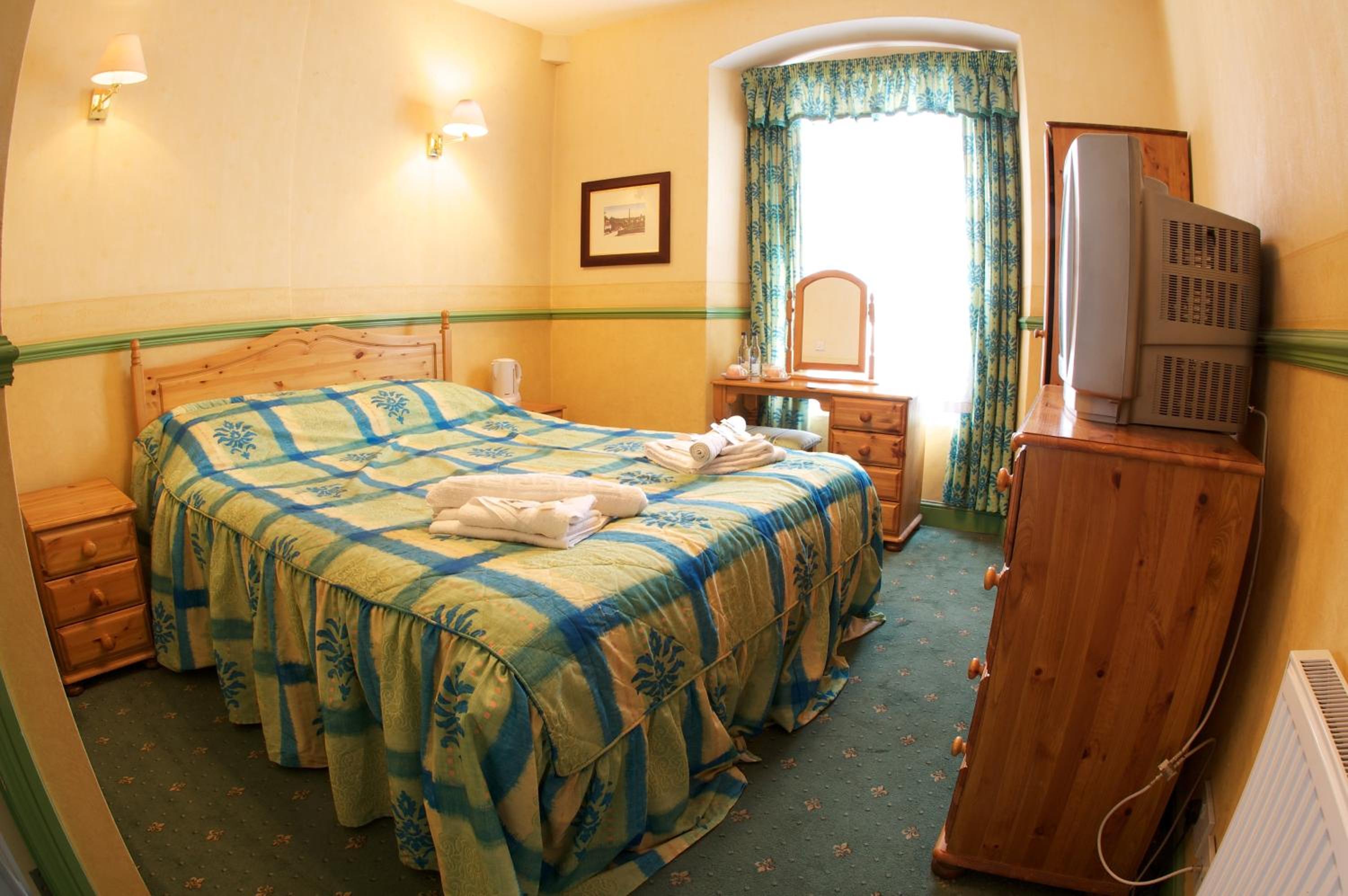 Double Room - Photo 7