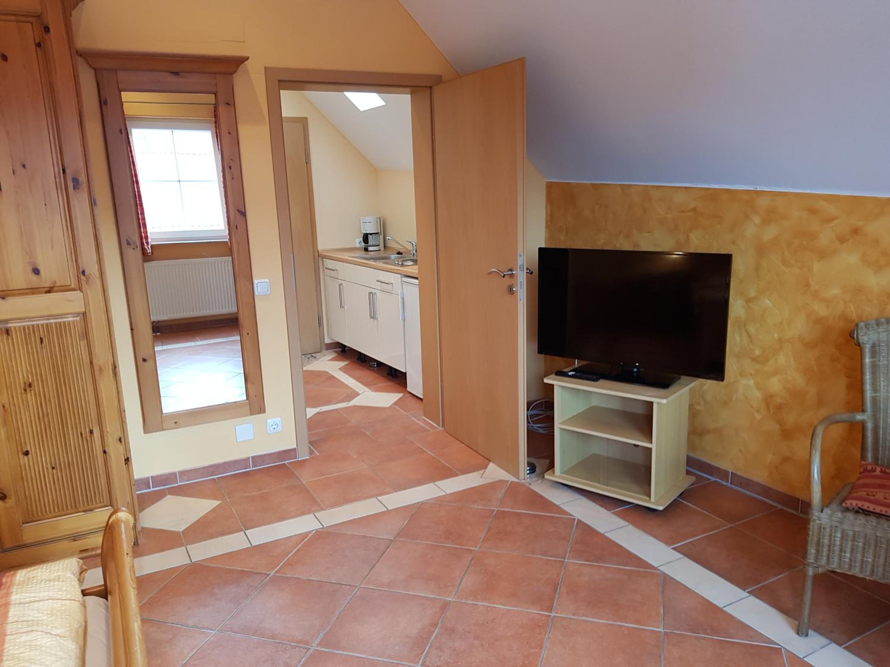 Double Room with Private Bathroom photo 3