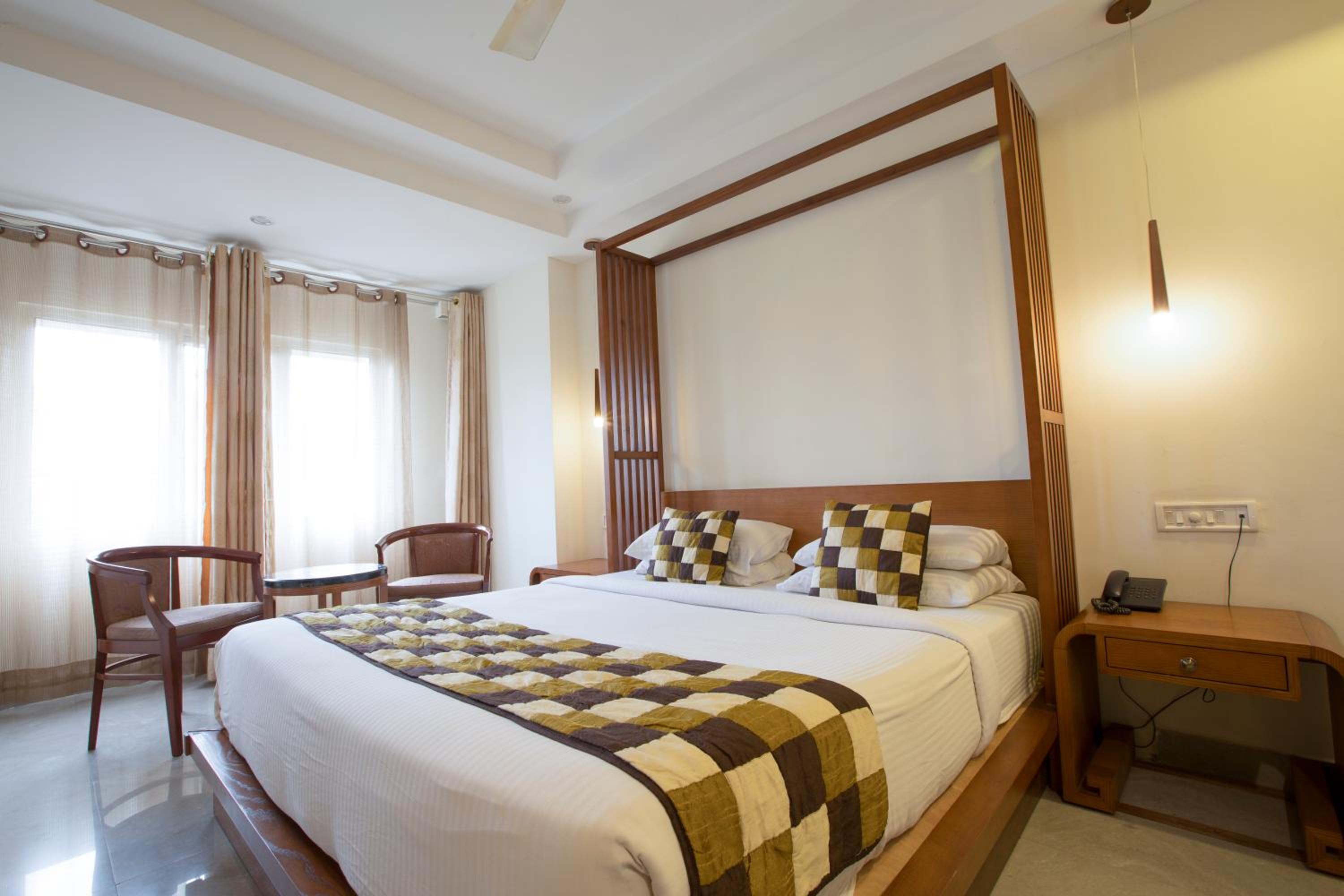 Deluxe Room - Photo 4