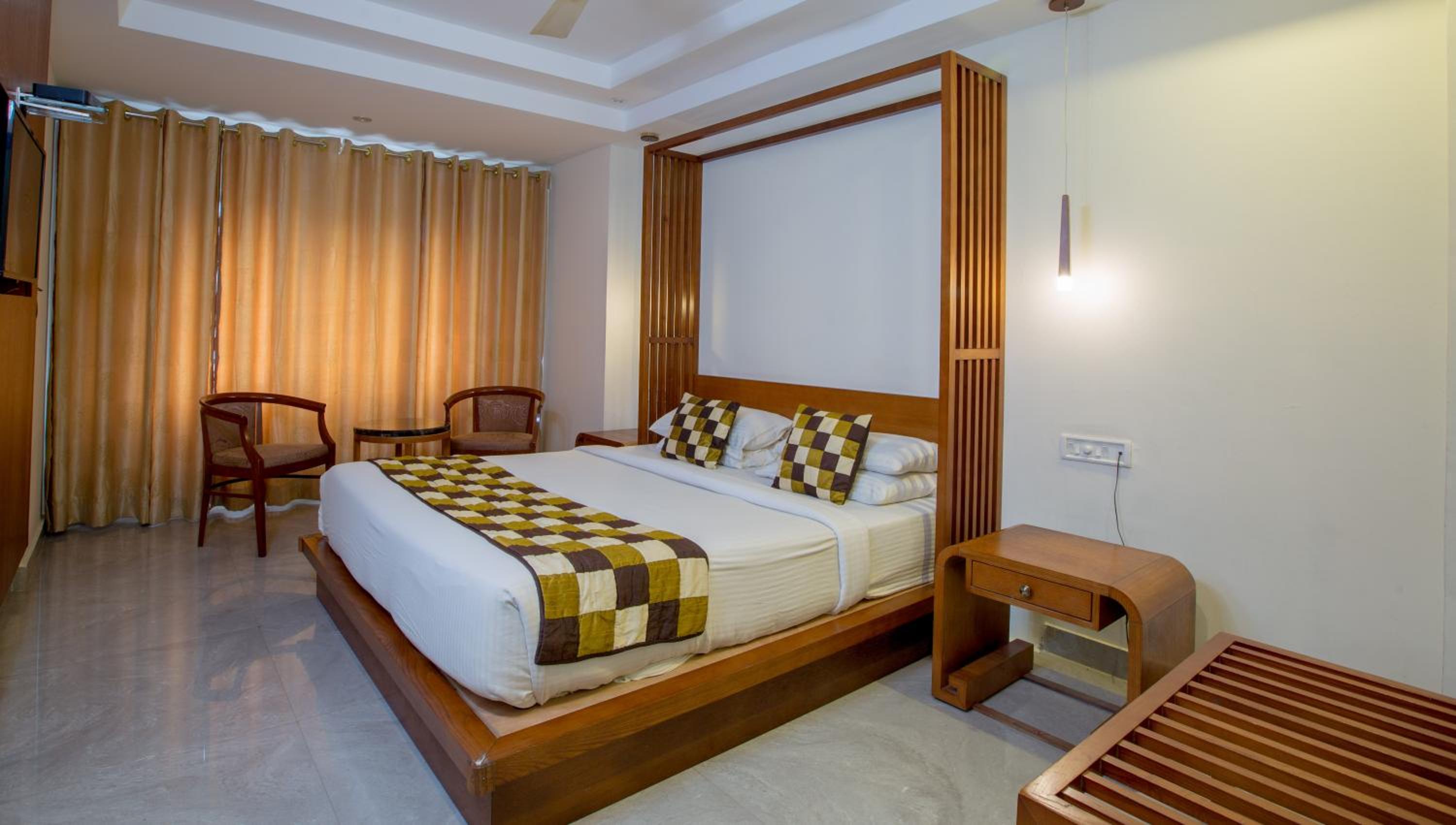 Deluxe Room - Photo 6