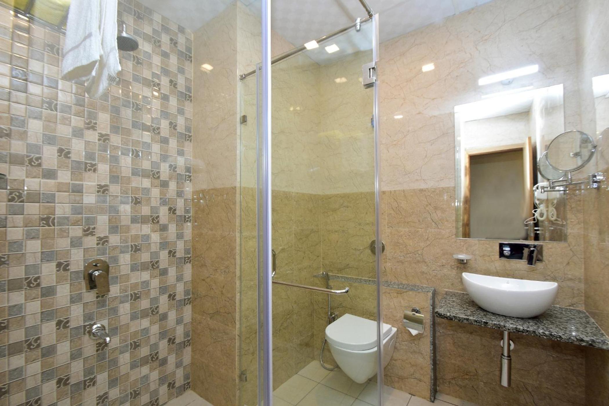 Family Room - Photo 2