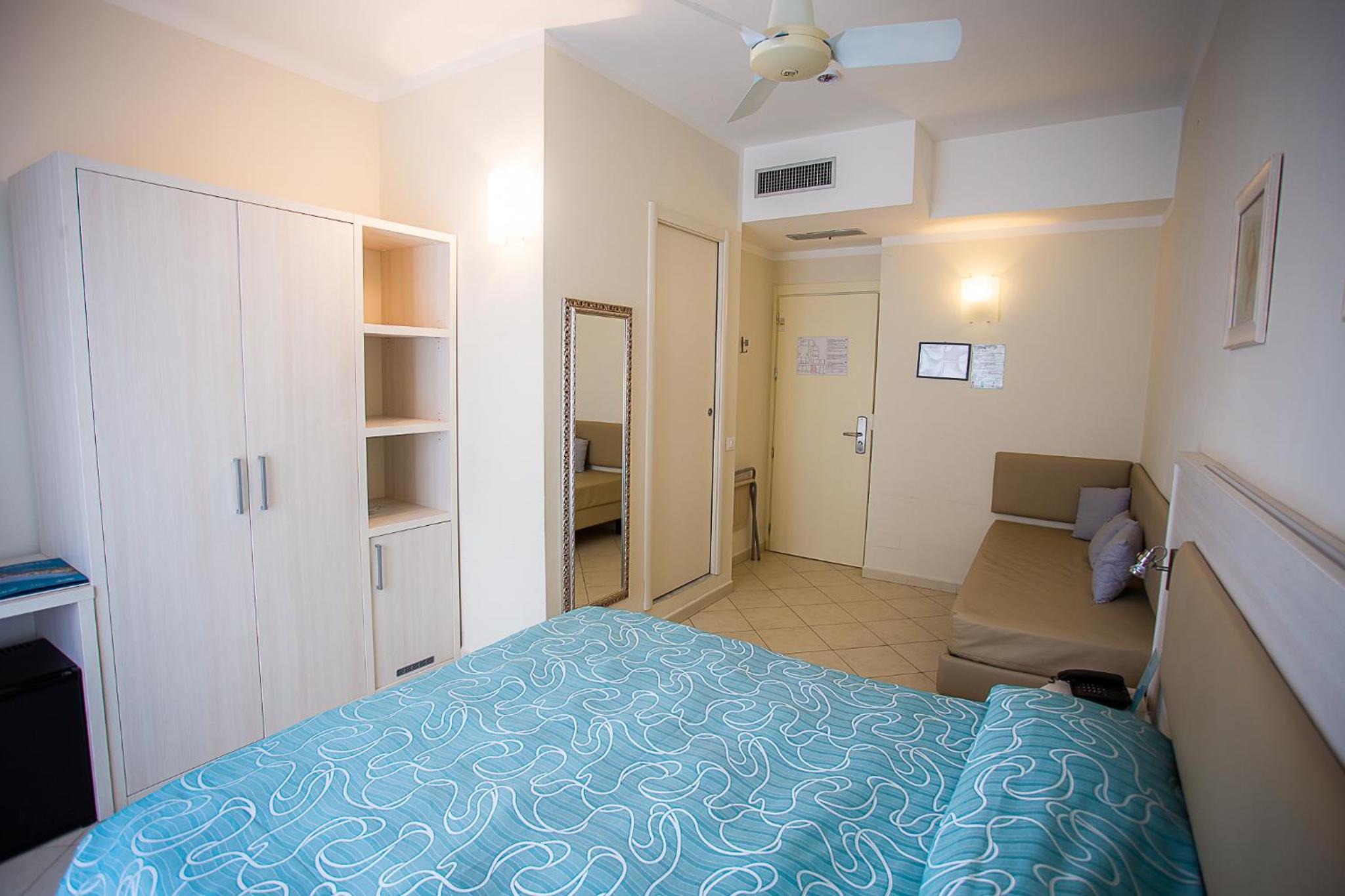 Triple Room photo 3