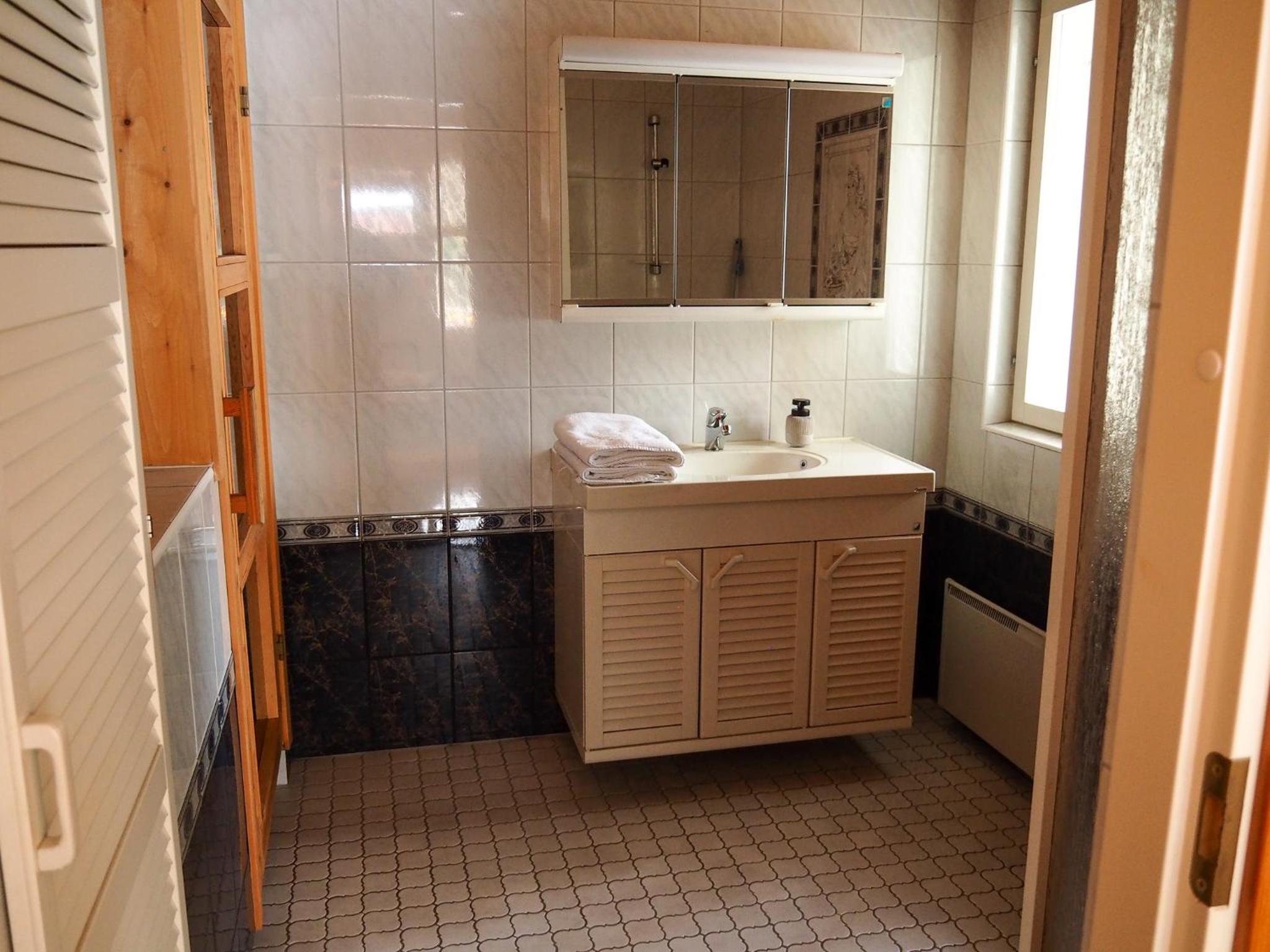 Two-Bedroom Apartment - Photo 7