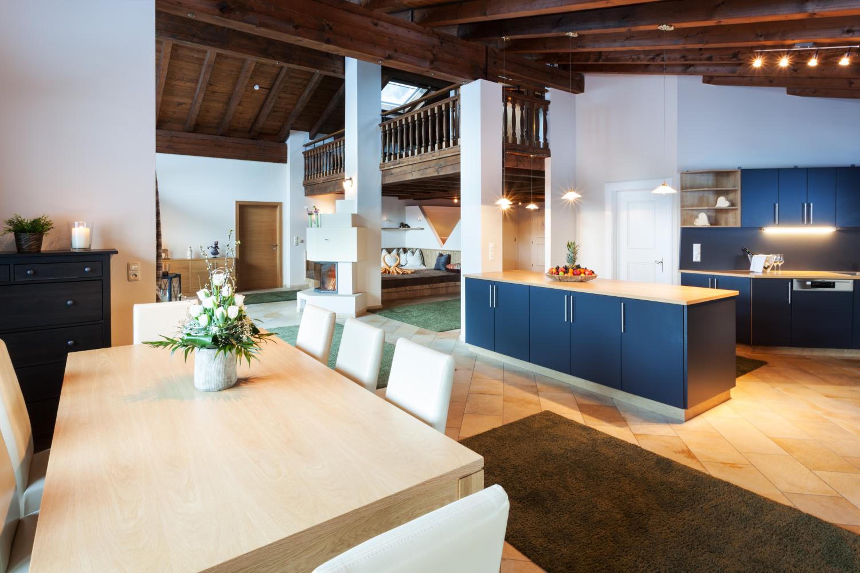 Superior Suite - Photo 10