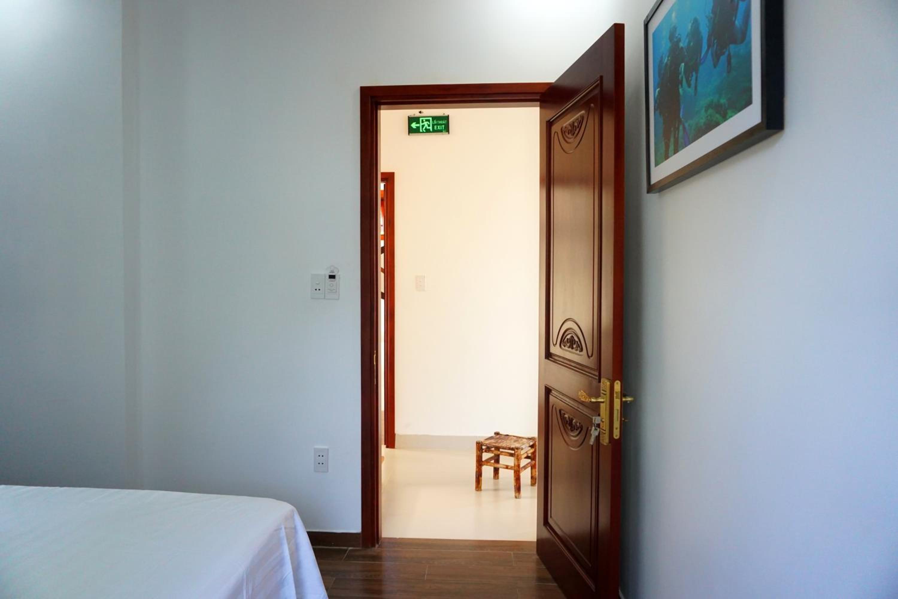 Double Room with Private External Bathroom photo 2