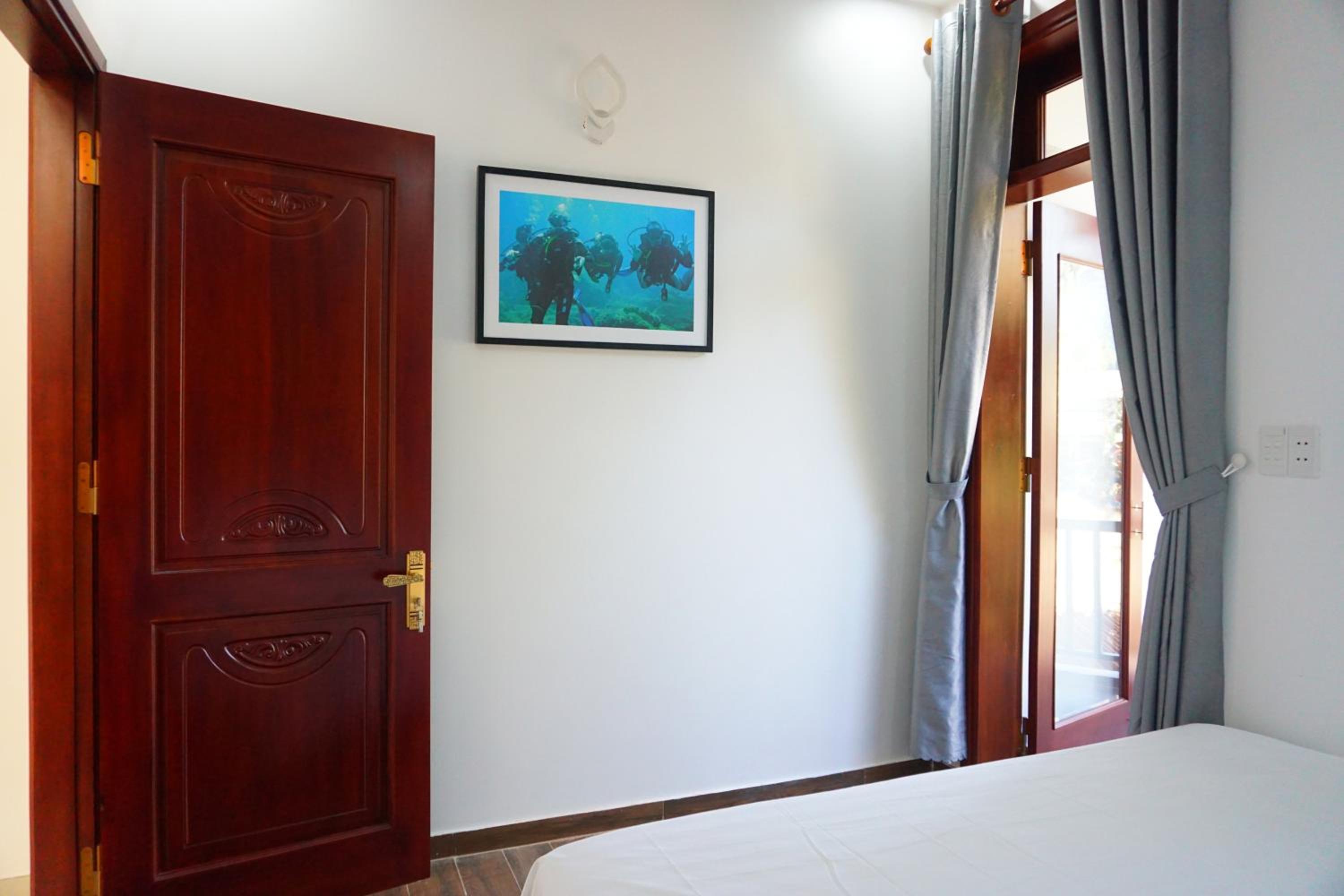 Double Room with Private External Bathroom photo 3