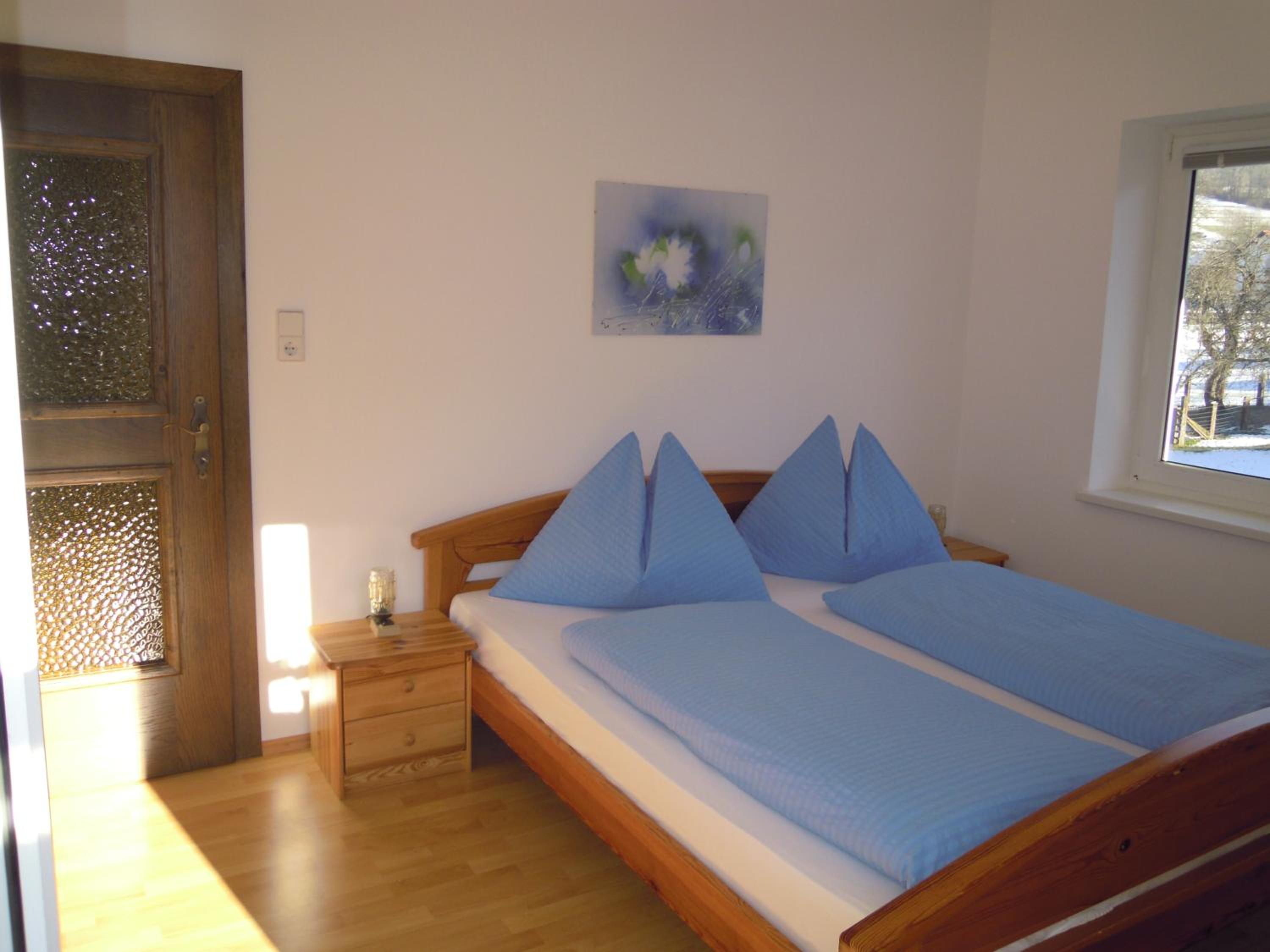 Two-Bedroom Apartment with Bath and Shower photo 1