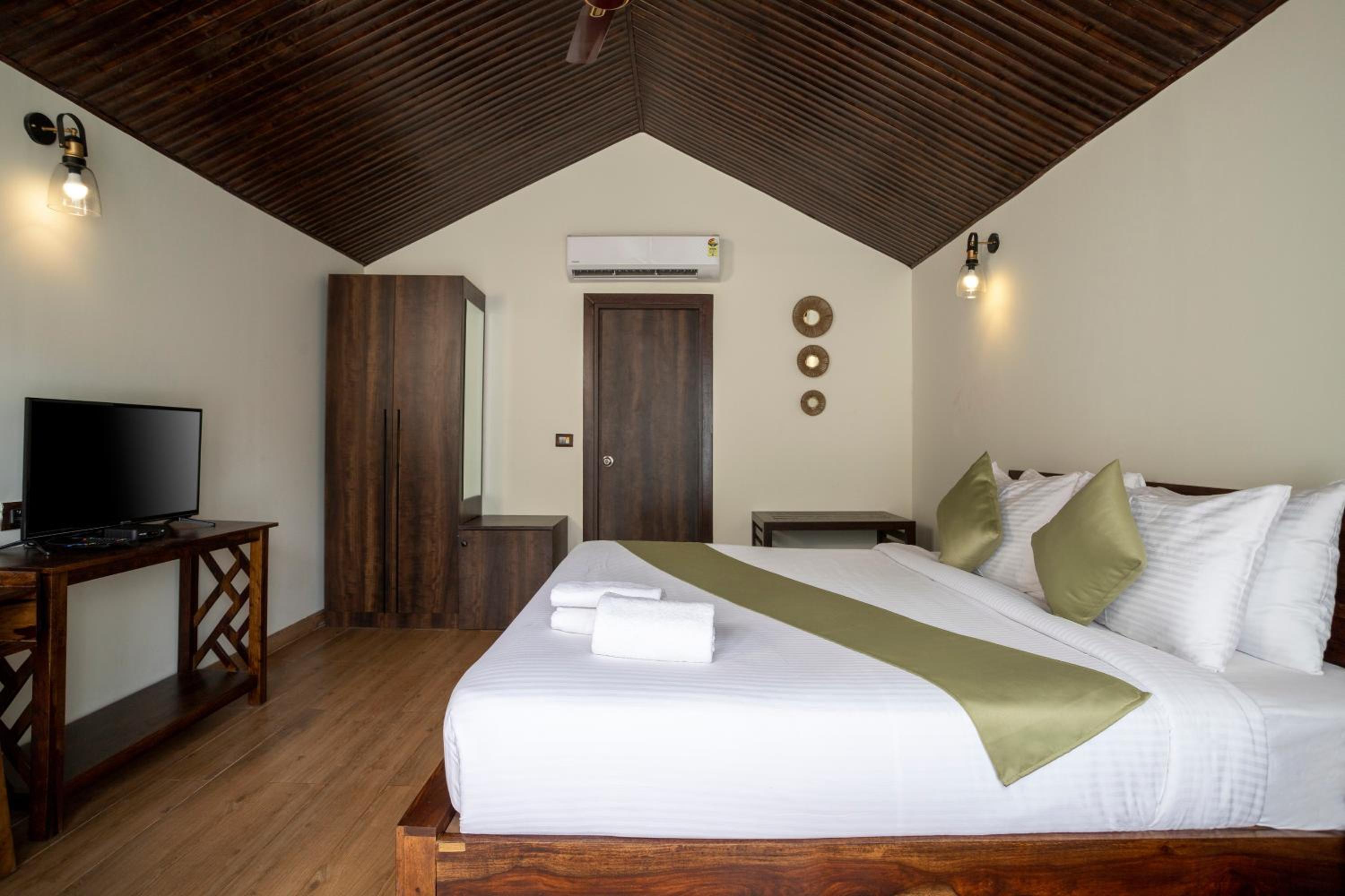 Deluxe Double Room photo 2