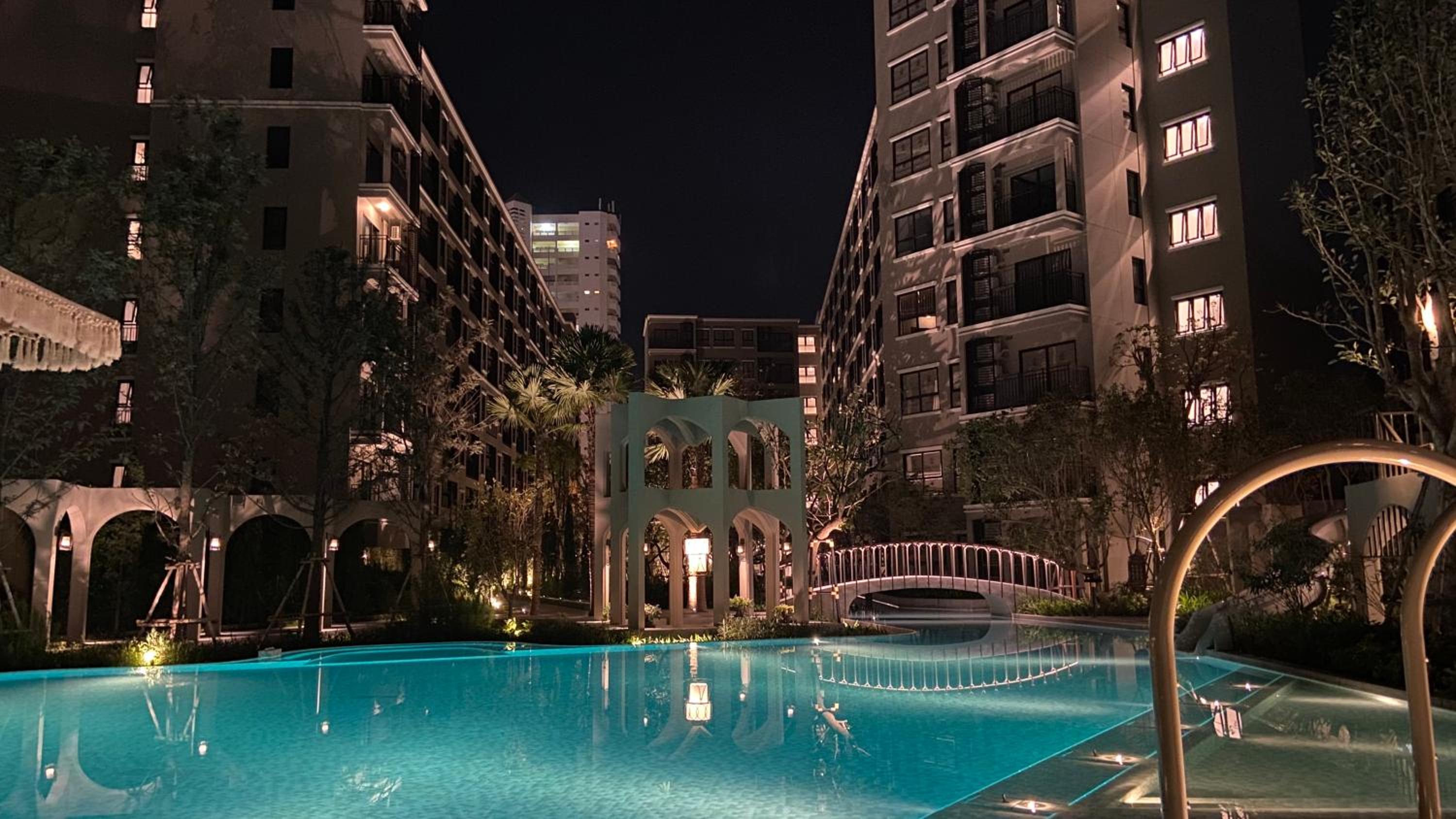 Apartment with Pool View  - Photo 42