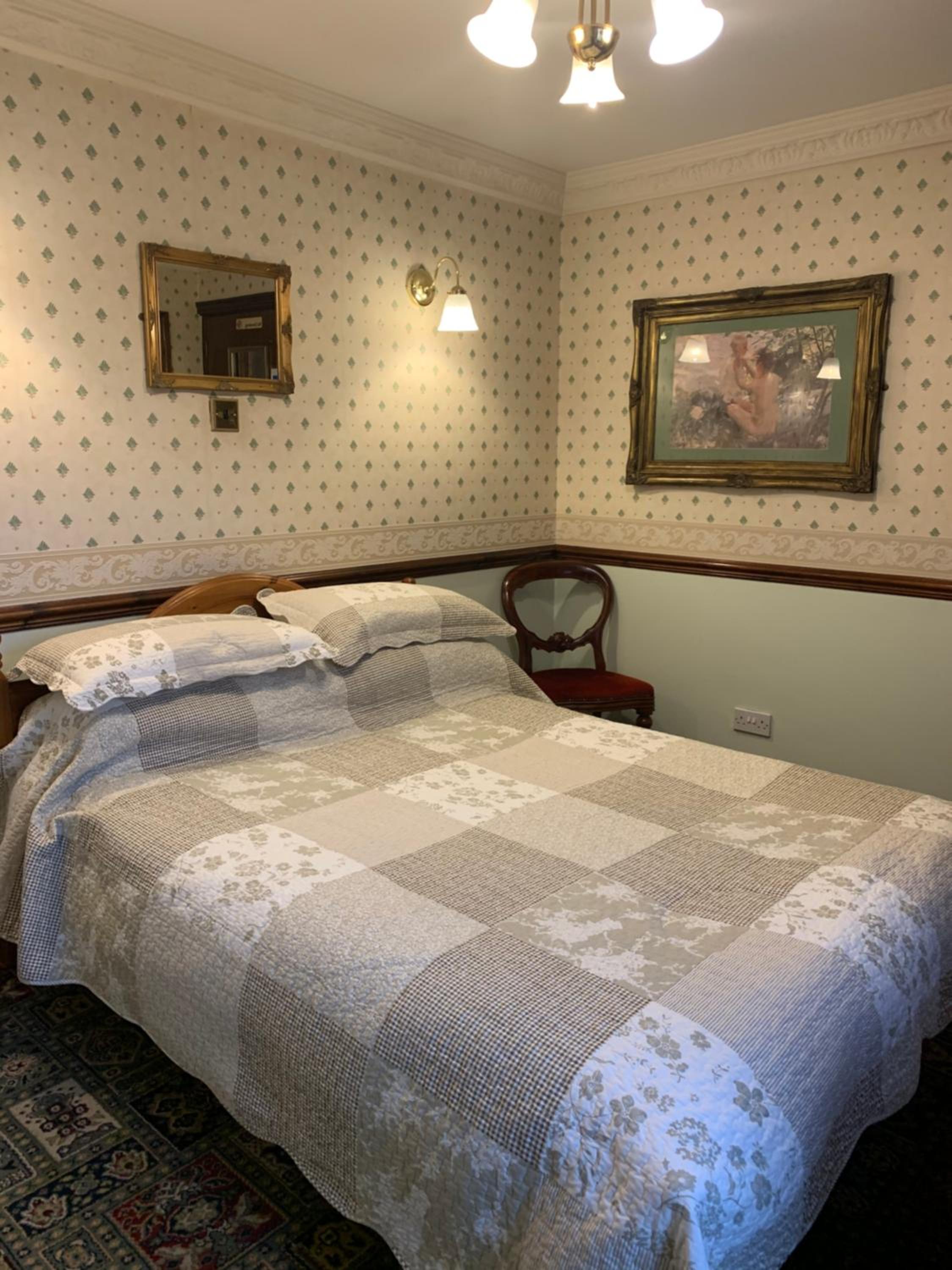 Standard Double Room - Photo 2